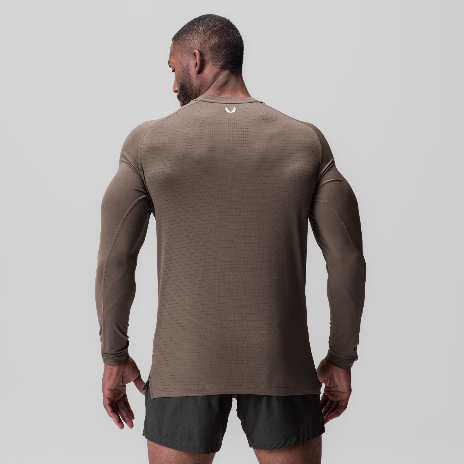 3D-Lite® 2.0 Fitted Long Sleeve in Deep Taupe, rear view on model