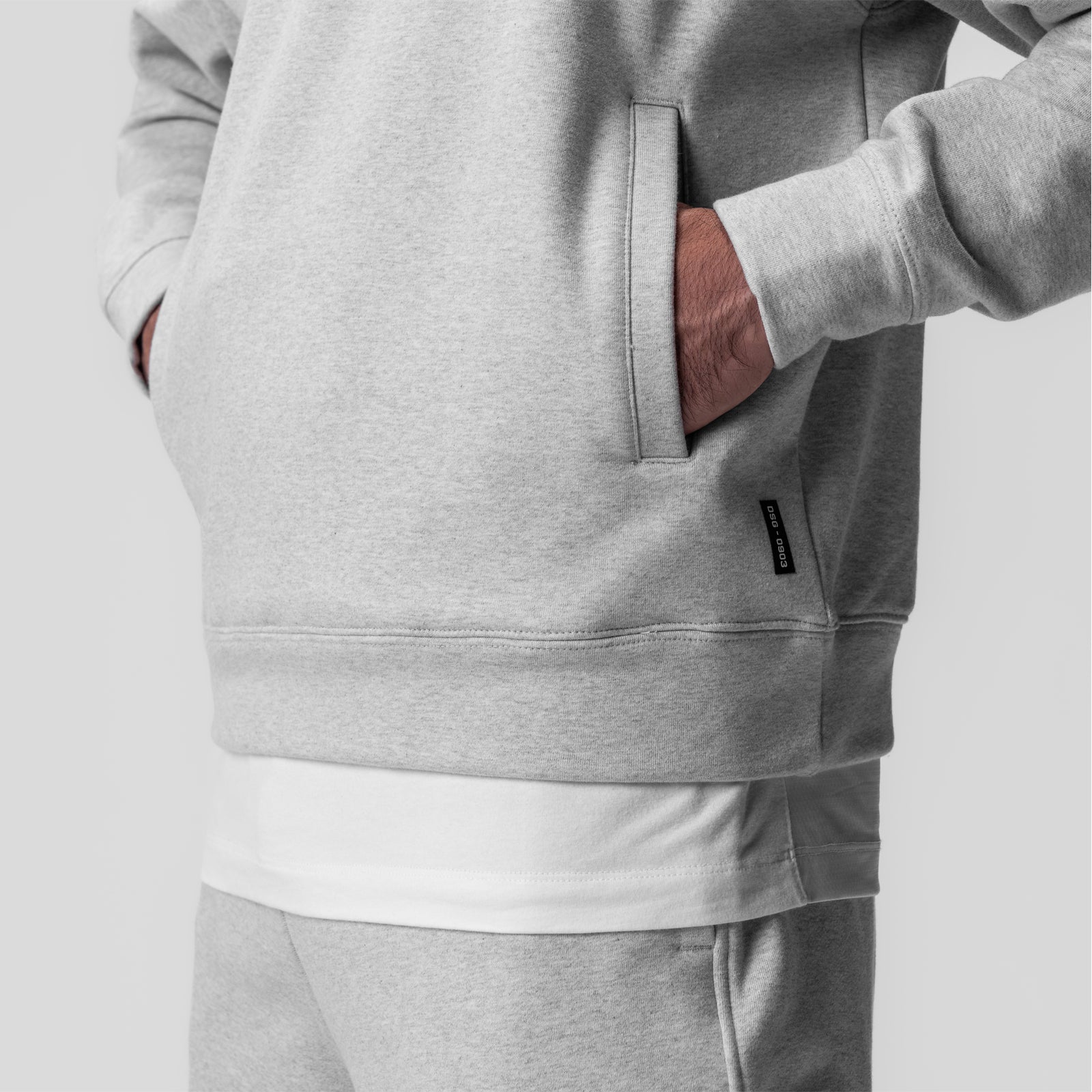 Internal Kangaroo Pocket