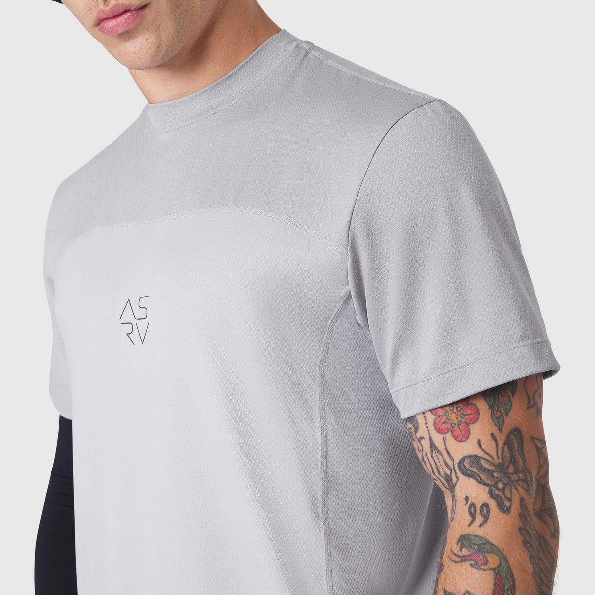 AEROSILVER® UPF50+ Run Tee in slate grey worn by male model, front view