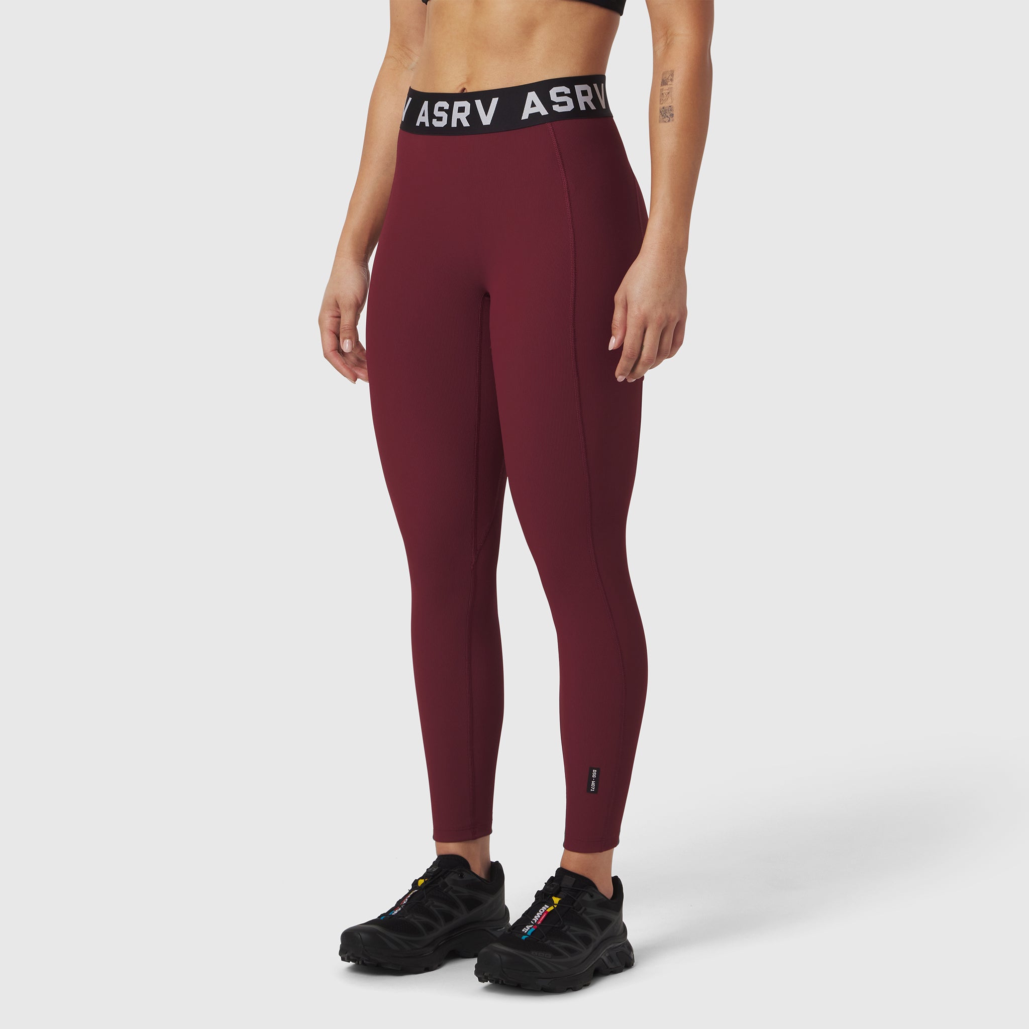 W071 Lycra Ribbed Legging in crimson, modeled with black sneakers