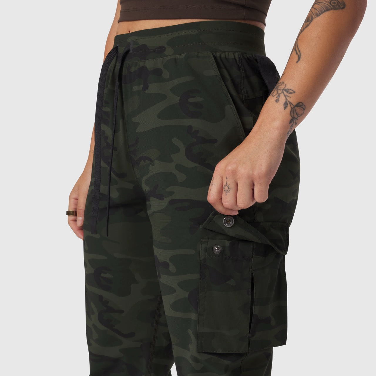 Tetra-Lite® Cargo High Rib Jogger in Dark Camo, modeled from waist down