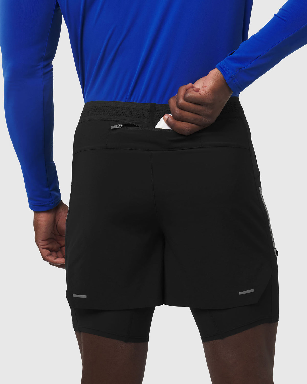 0953. Aerotex™ Hybrid Liner Short - Black/Black "Blade"