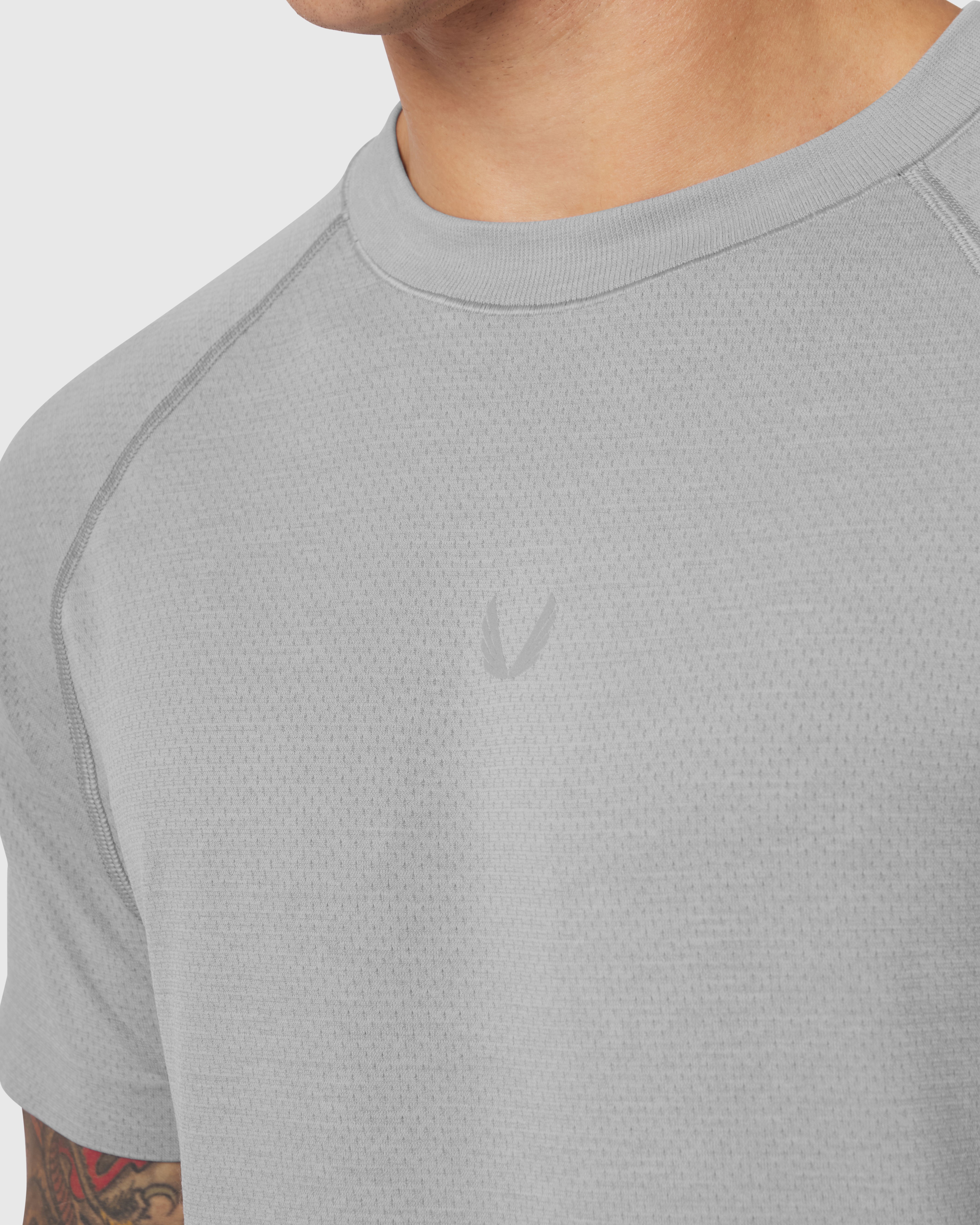 1213. Seamless Training Tee - Slate Grey