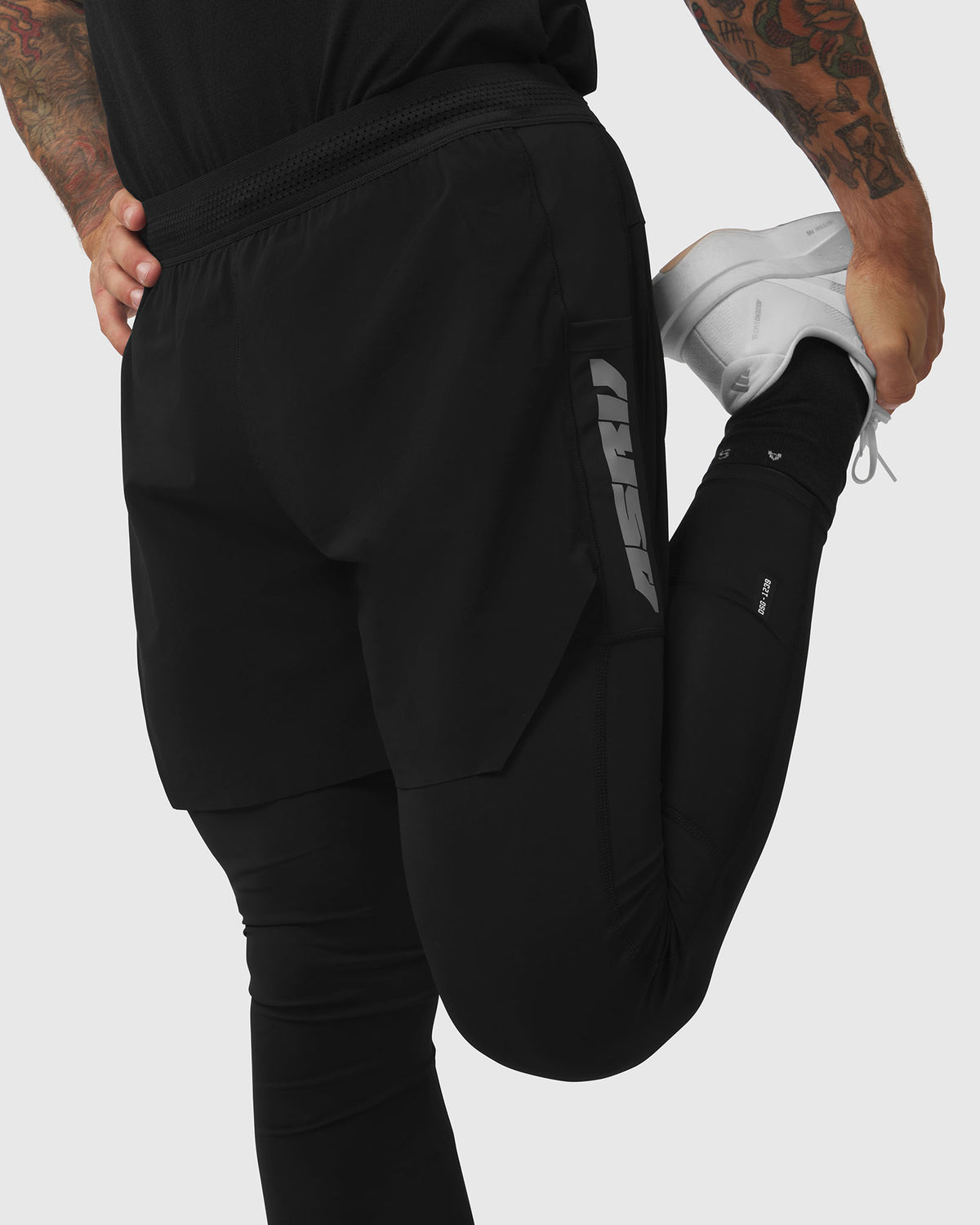 1239. Aerotex™ Hybrid Legging - Black/Black "Blade"