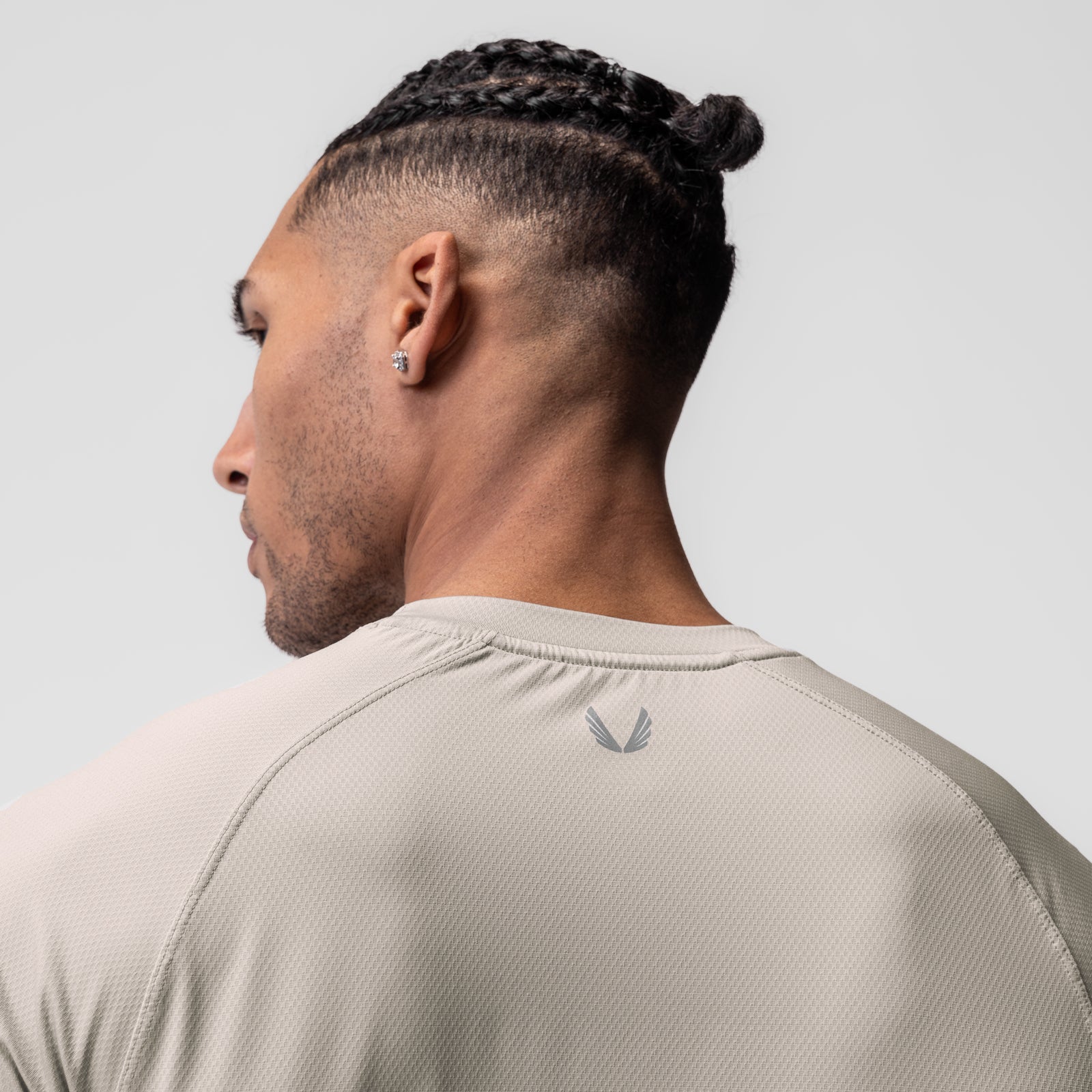 AeroSilver Established Tee in Chai, rear view on model