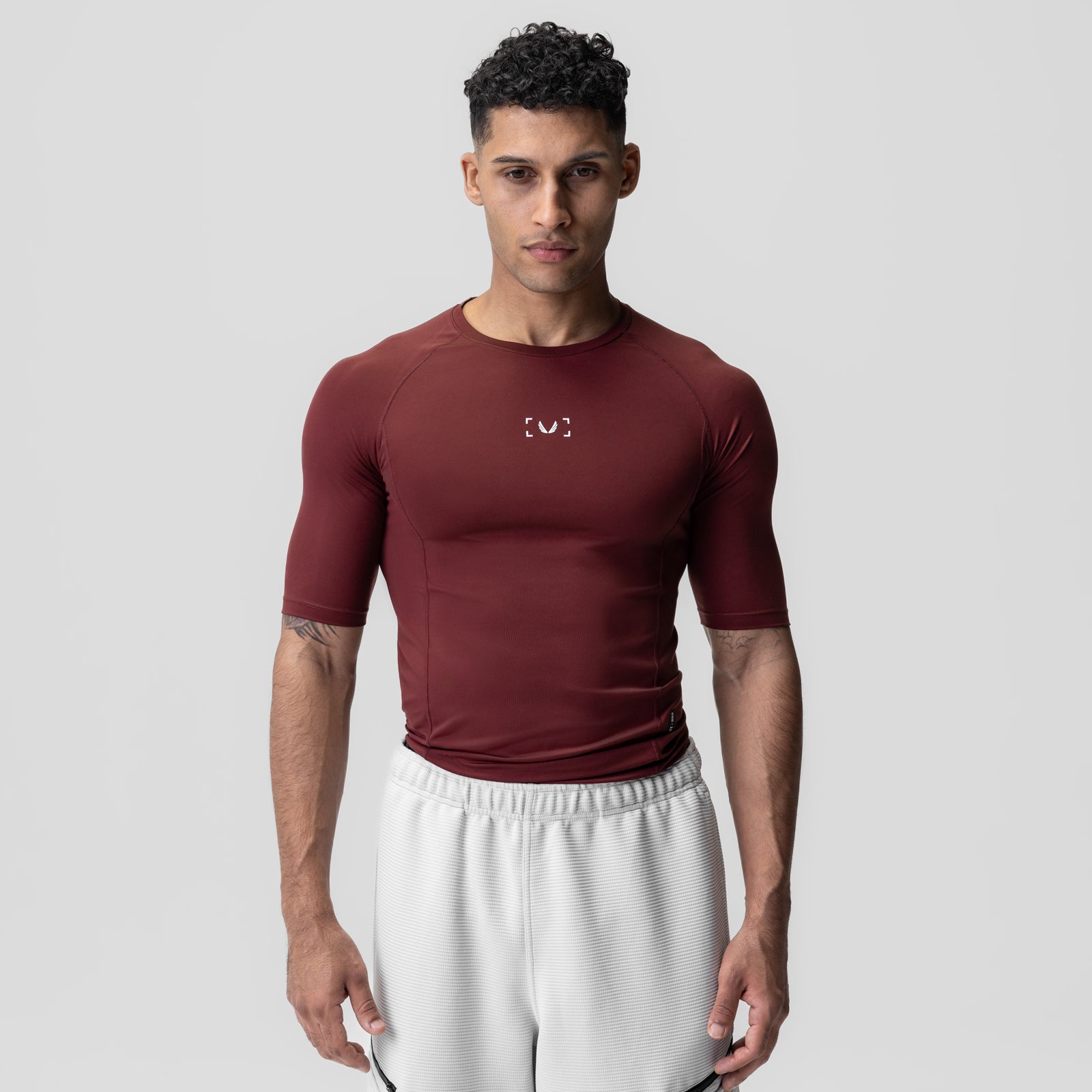 WarpFlexx-Lite® Half-Sleeve Baselayer in crimson, front view on model