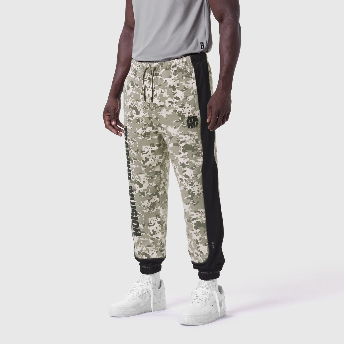 Tech-Terry Mesh Panel Sweats in digital camo, worn by model, front view