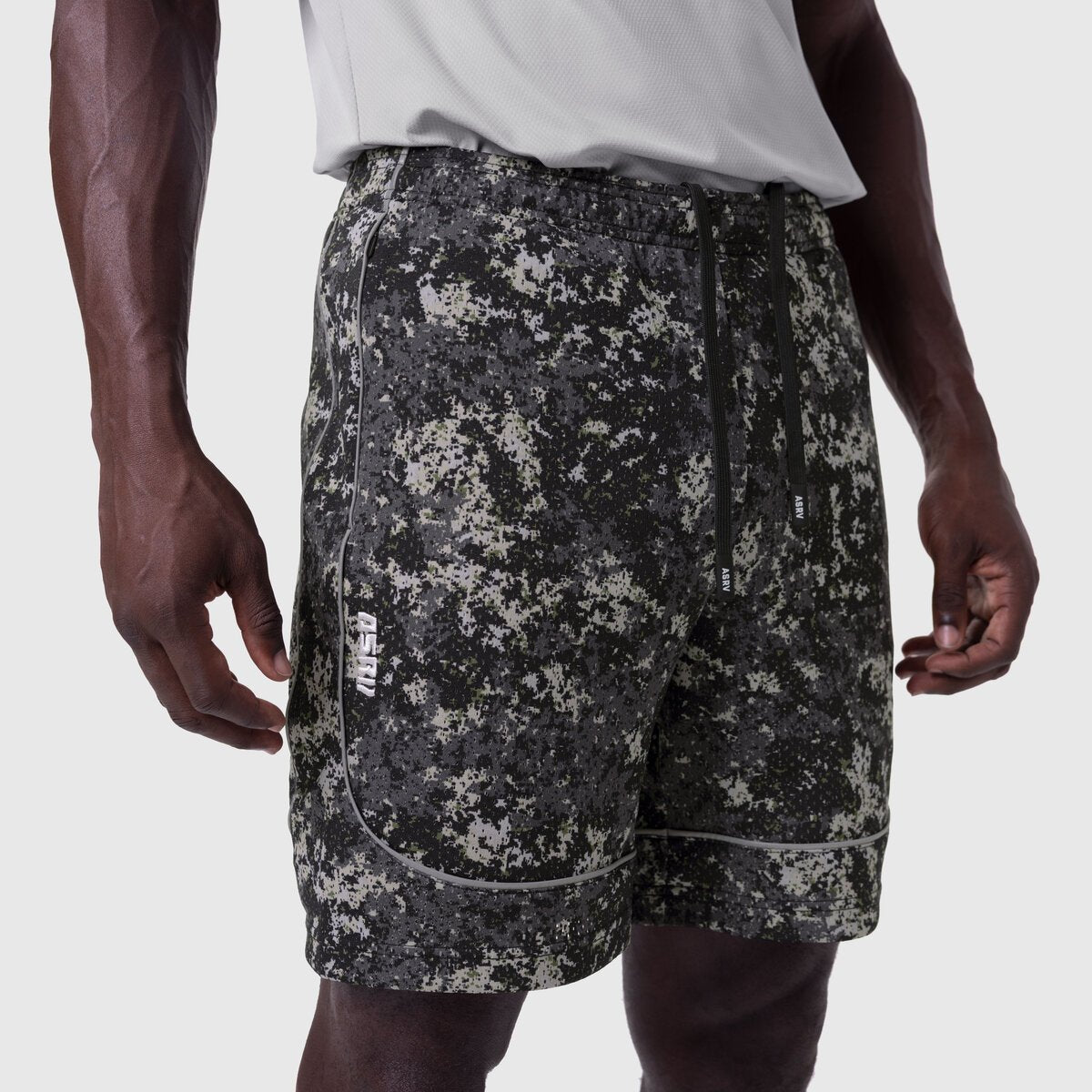 Ion-Mesh Modal Liner Short in Pixel Camo worn by model, side view
