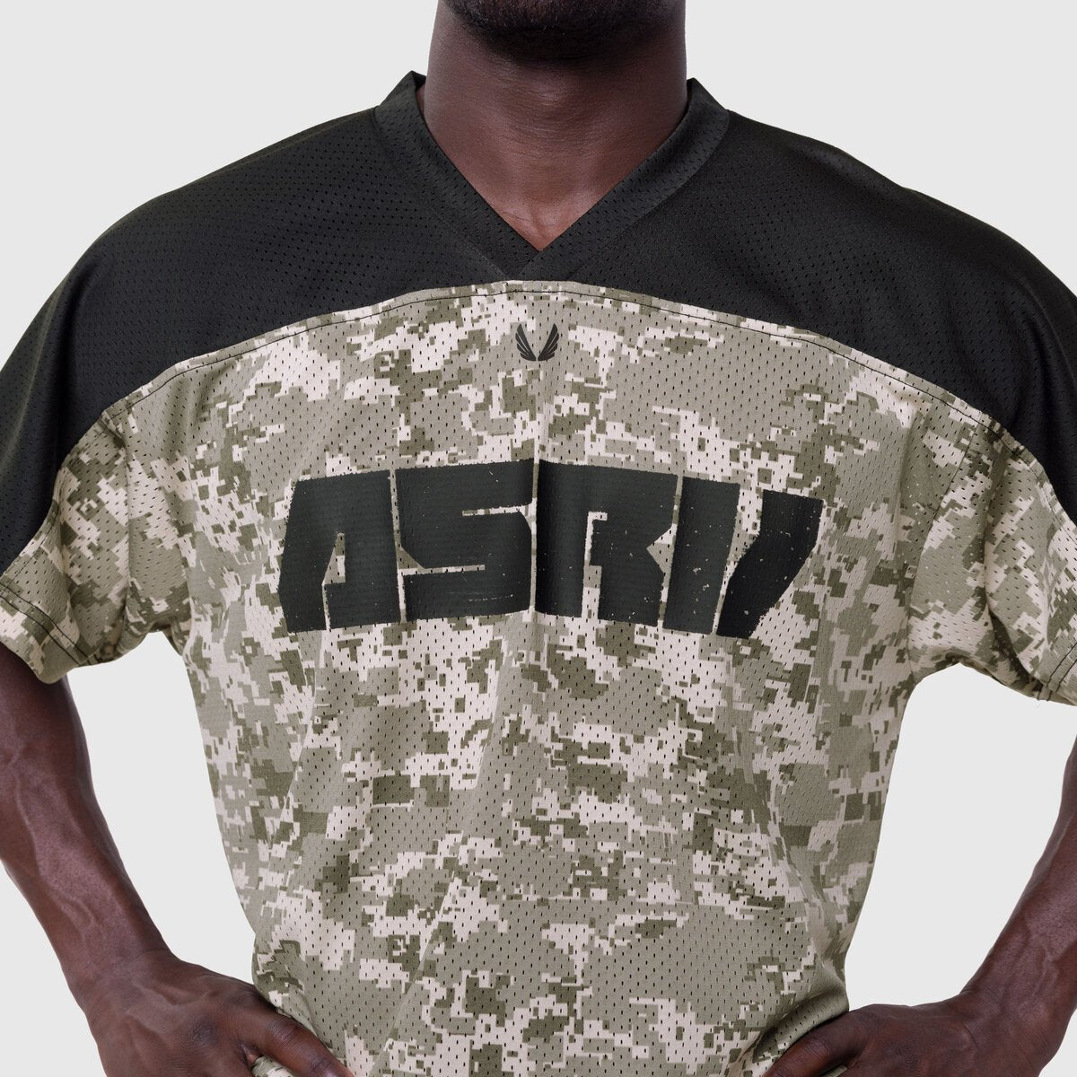 1111. Ion-Mesh™ Crop Jersey in digital camo worn by model, front view
