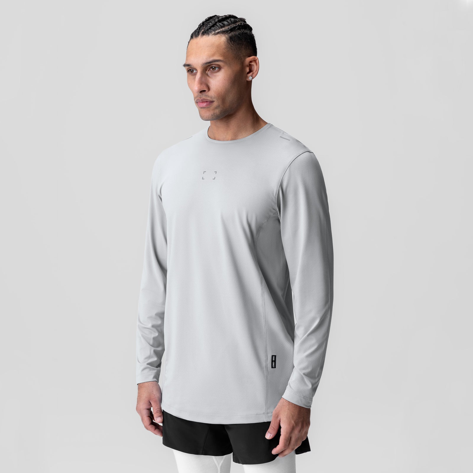 AeroSilver Training Long Sleeve in slate grey, worn by male model, front view