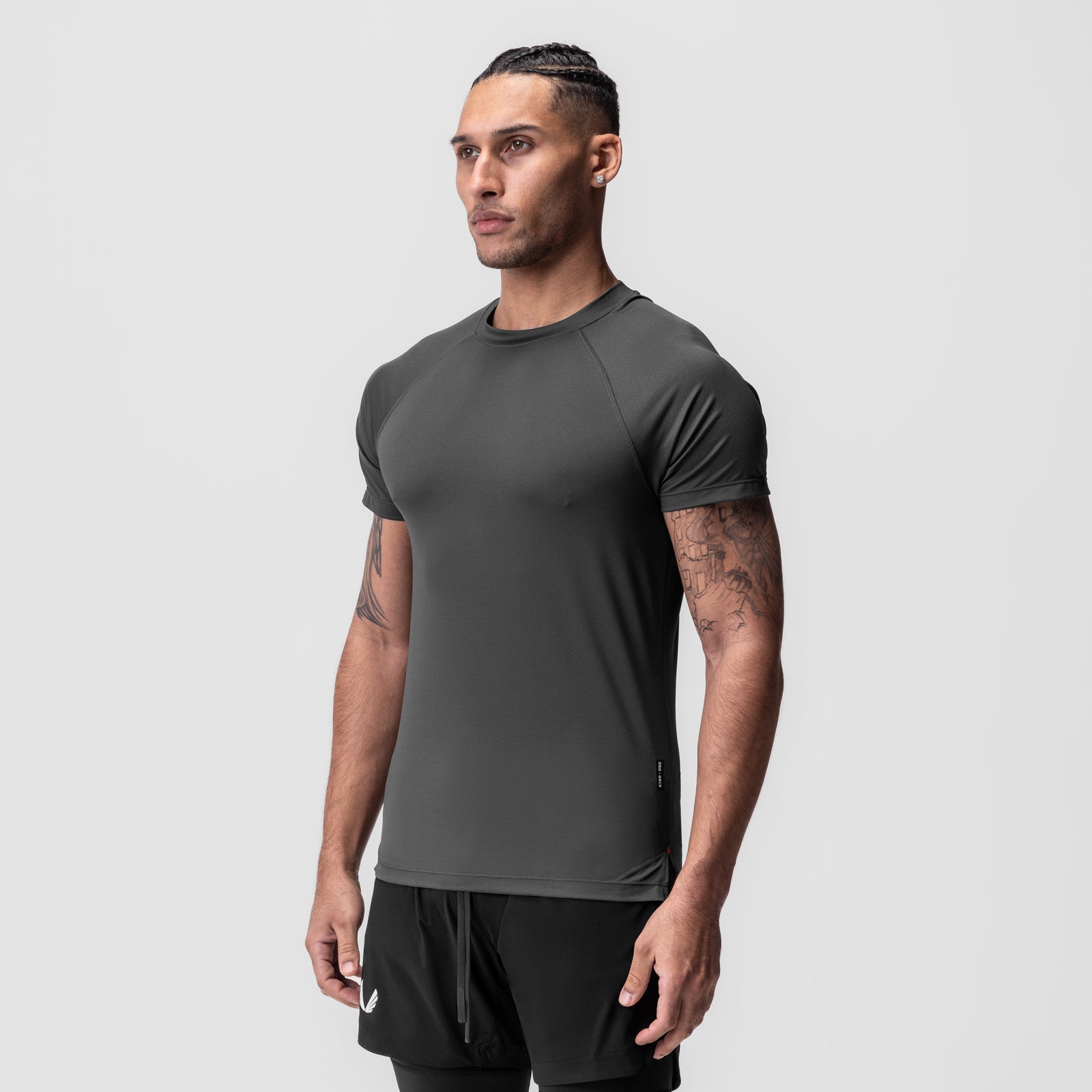 AeroSilver® Fitted Tee in Space Grey, worn by model in side profile stance