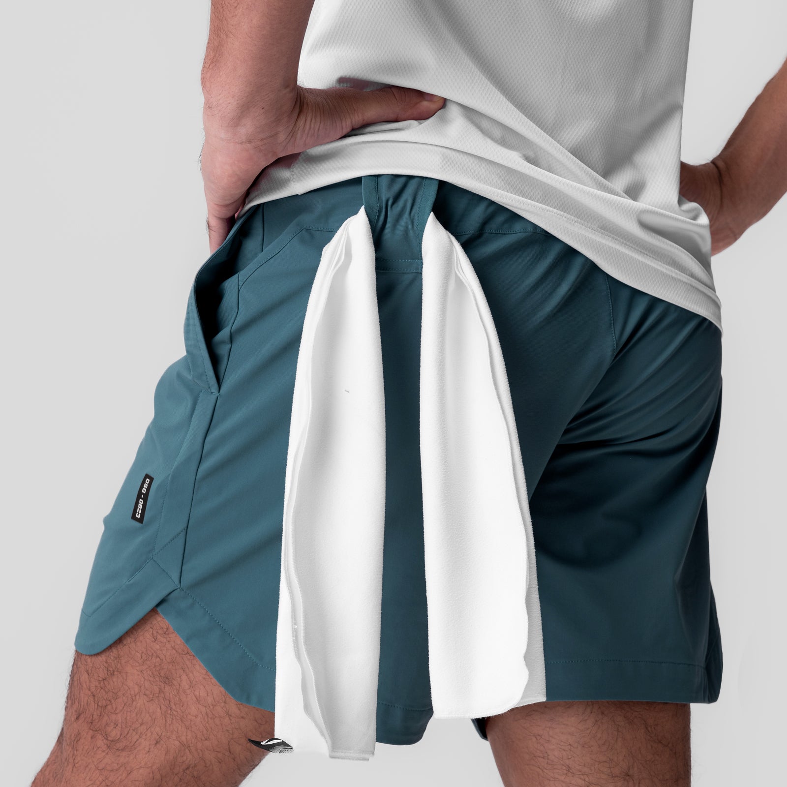 Tetra-Lite 7" Linerless Short in Storm blue, modeled with lining detail visible