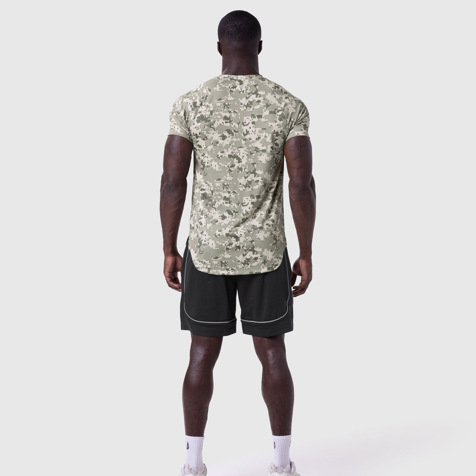 AeroSilver Established Tee in Digital Camo Blade worn by model, back view