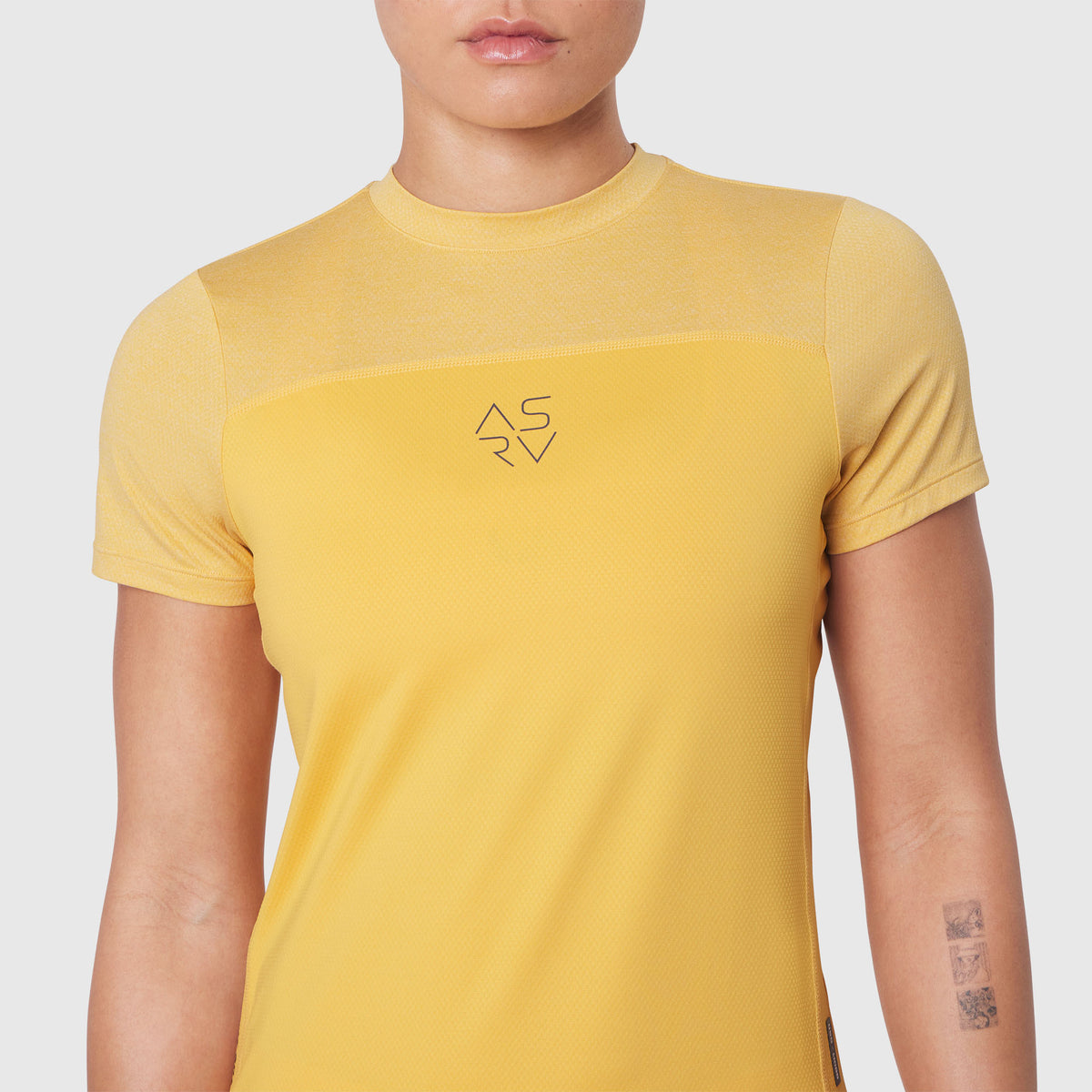 AEROSILVER® UPF50+ Run Tee in Amber, front view on model