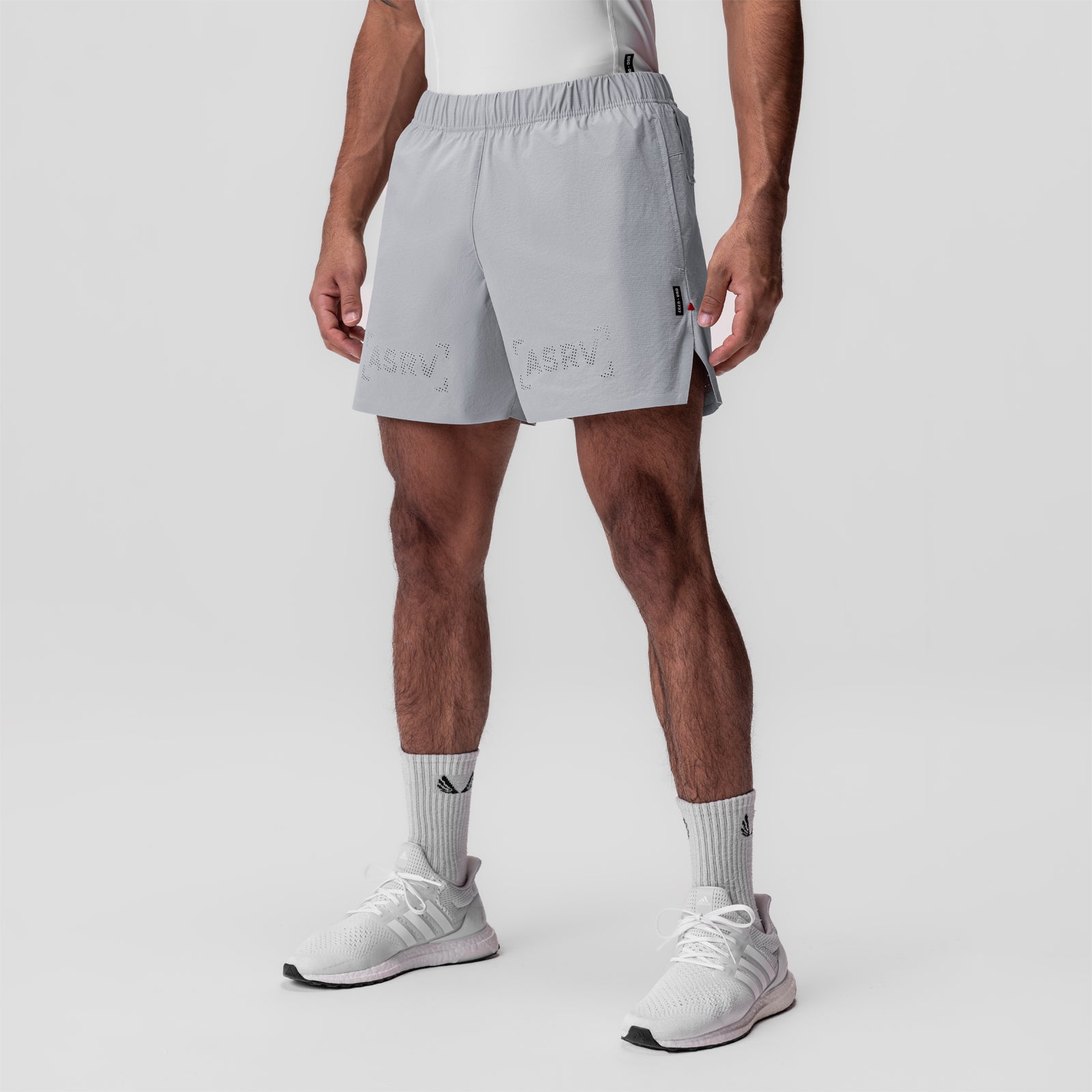 Ripstop 6" Perforated Short in slate grey worn by model, front view