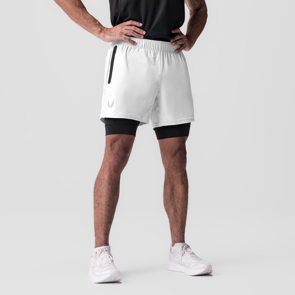 Ultralite 6'' Liner Short - White/Black Front