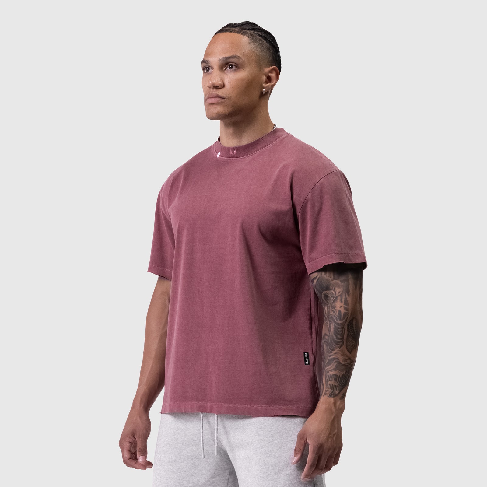 0797. Tech Essential™ Relaxed Tee - Faded Crimson – ASRV