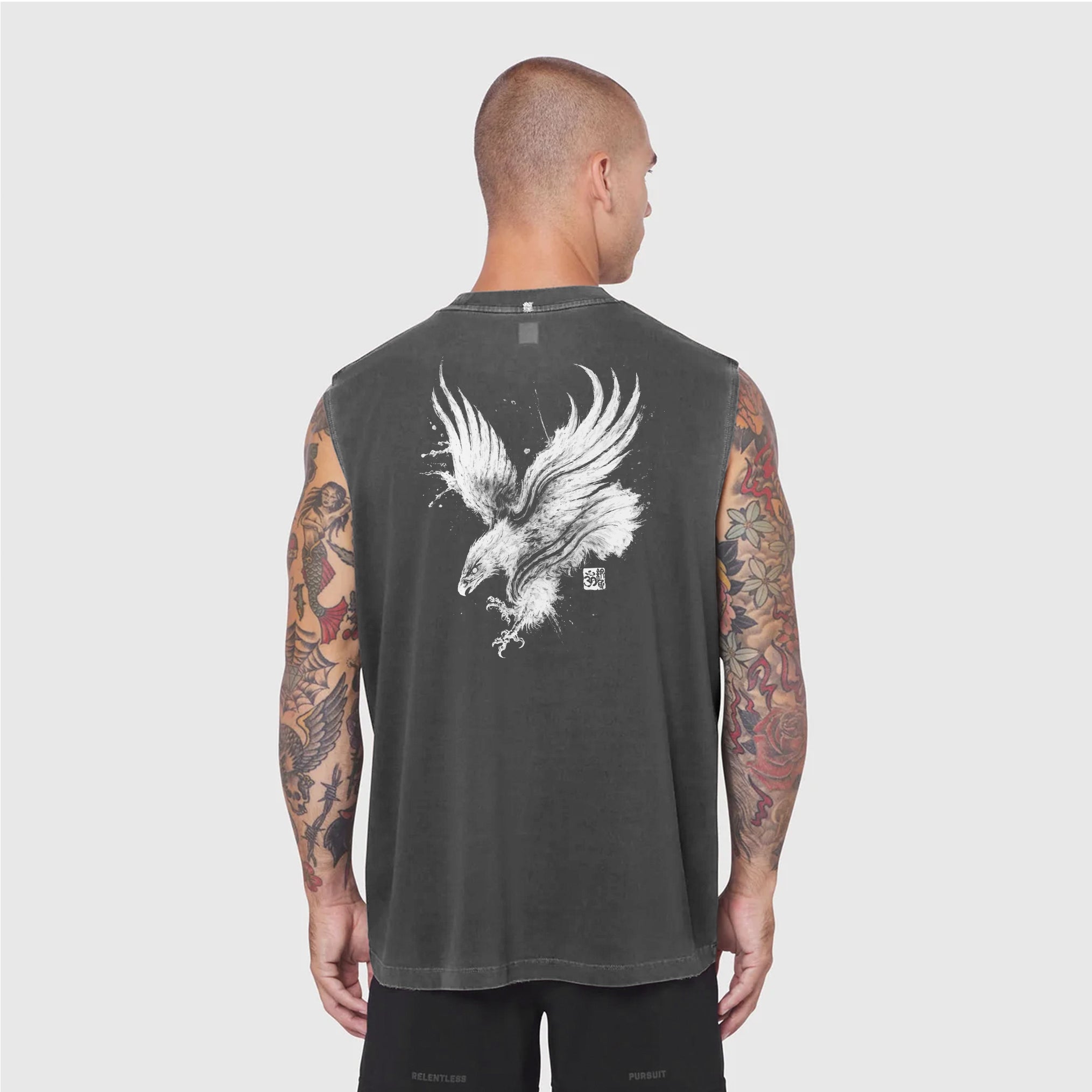 0807. Tech Essential™ Relaxed Cutoff - Faded Grey "Eagle"