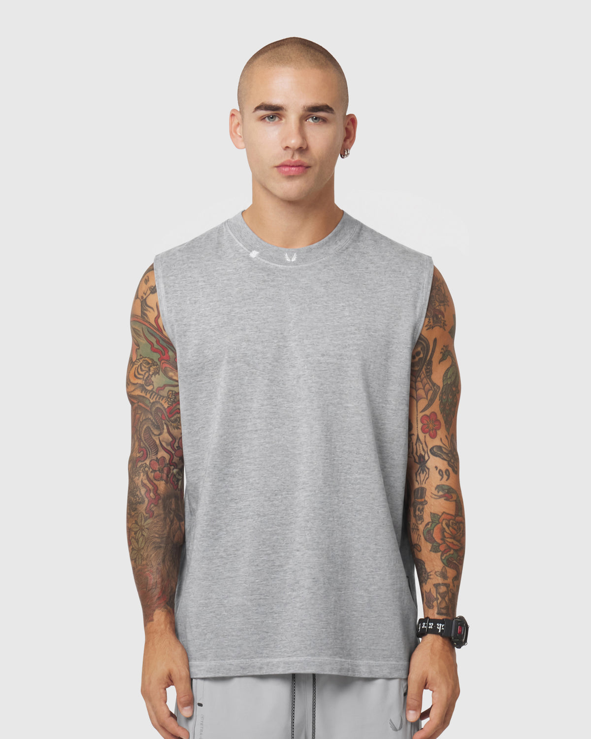 0807. Tech Essential™ Relaxed Cutoff - Heather Grey