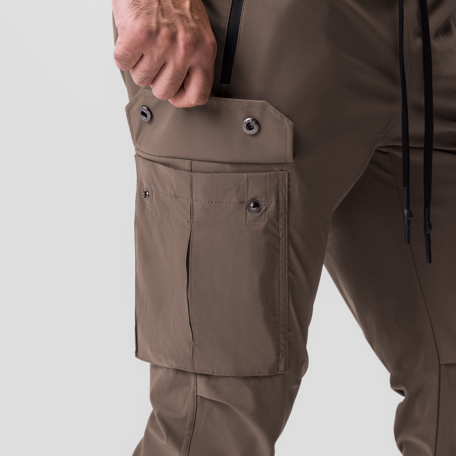 Expanded Cargo Pockets