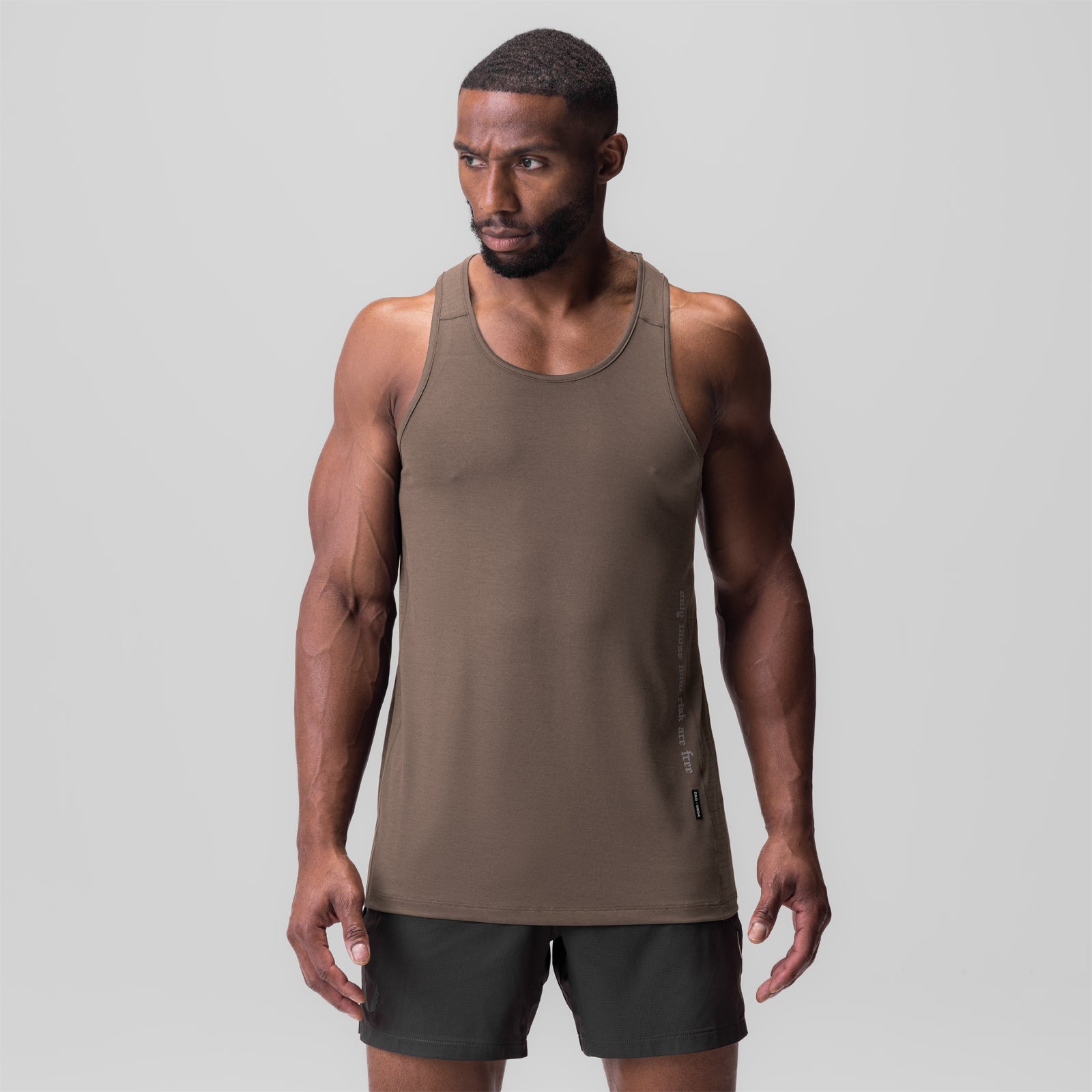 3D-Lite® 2.0 Training Singlet in deep taupe, worn by model, front view