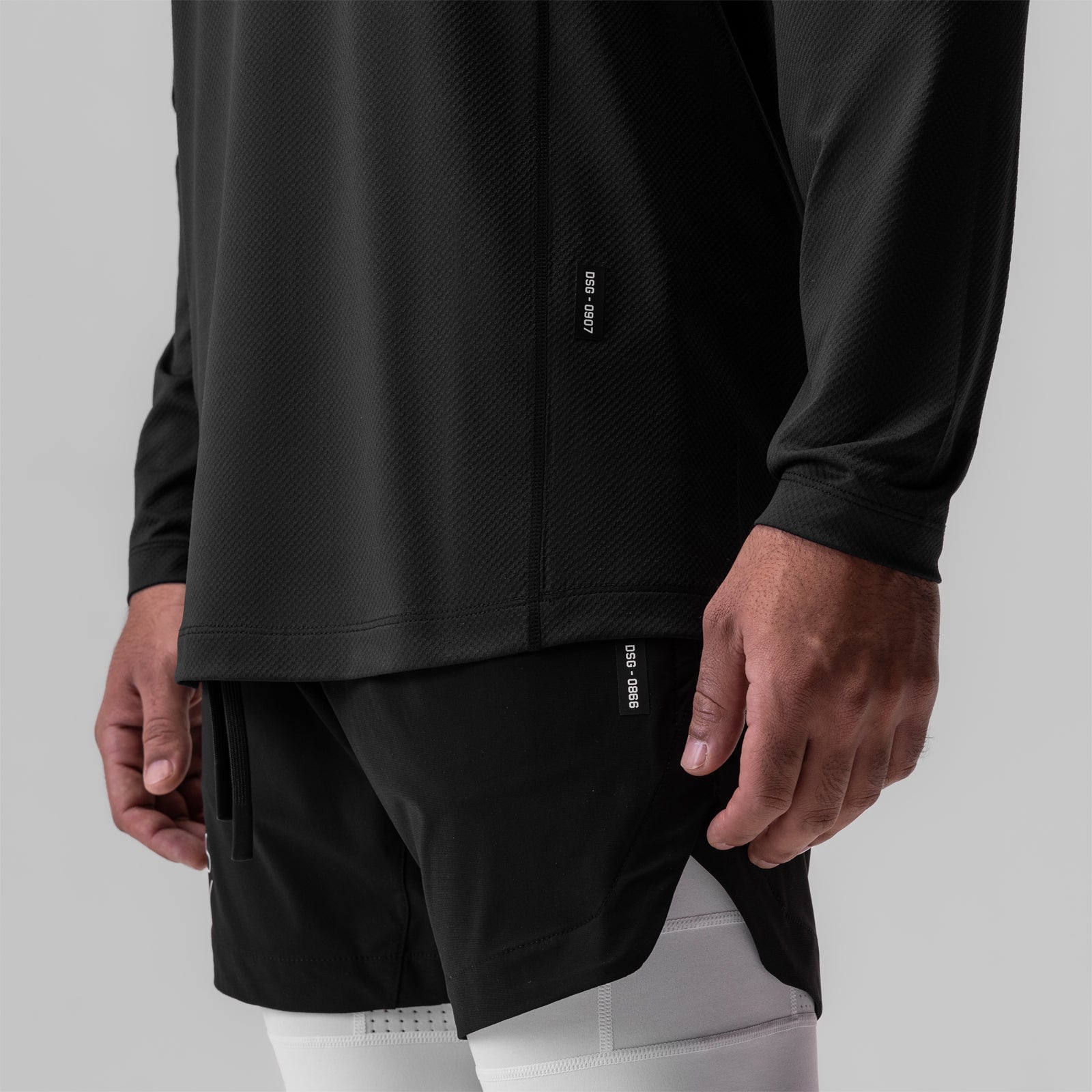 0907. AeroSilver® Training Long Sleeve - Black 
