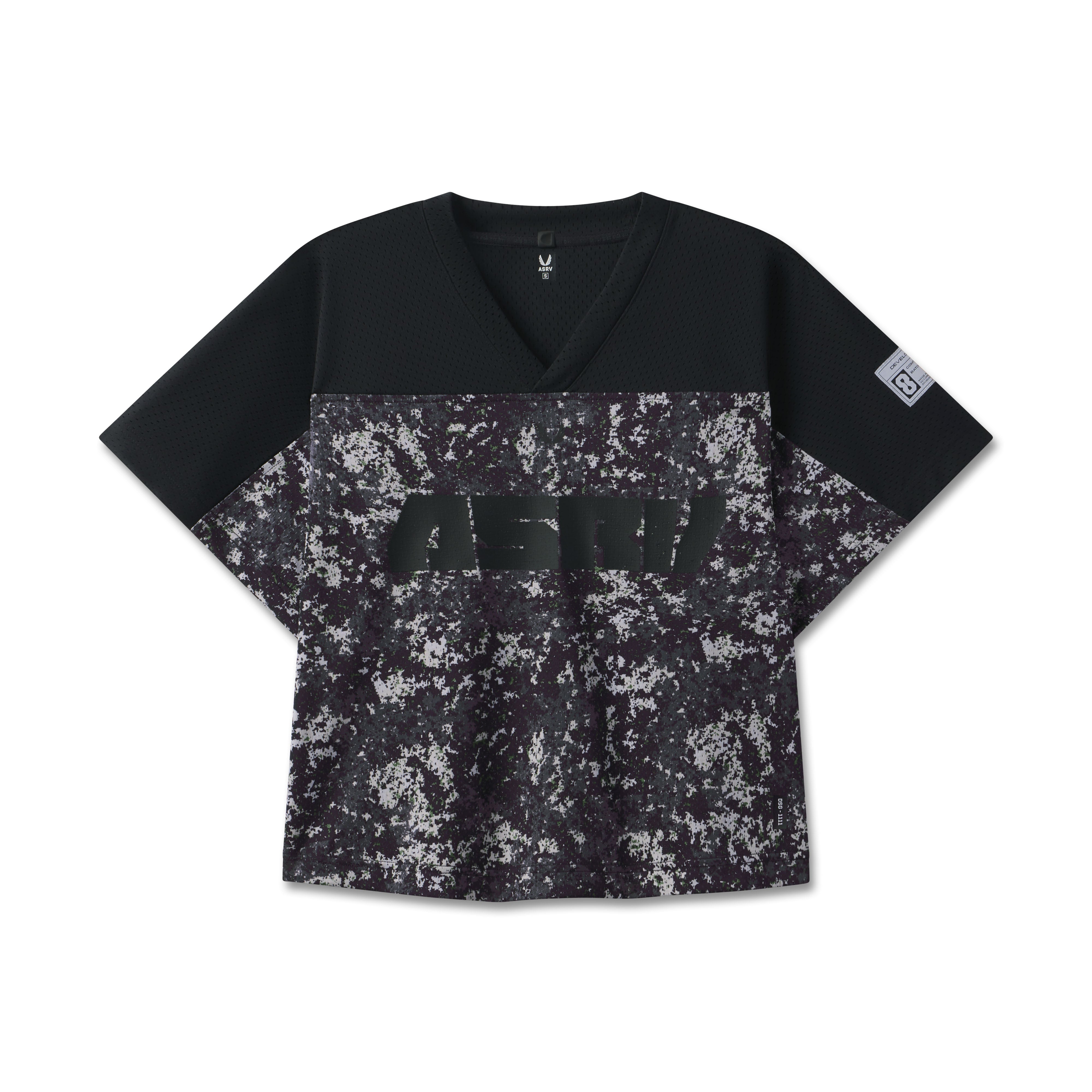 flatlay Ion-Mesh™ Crop Jersey in black with pixel camo pattern, front view