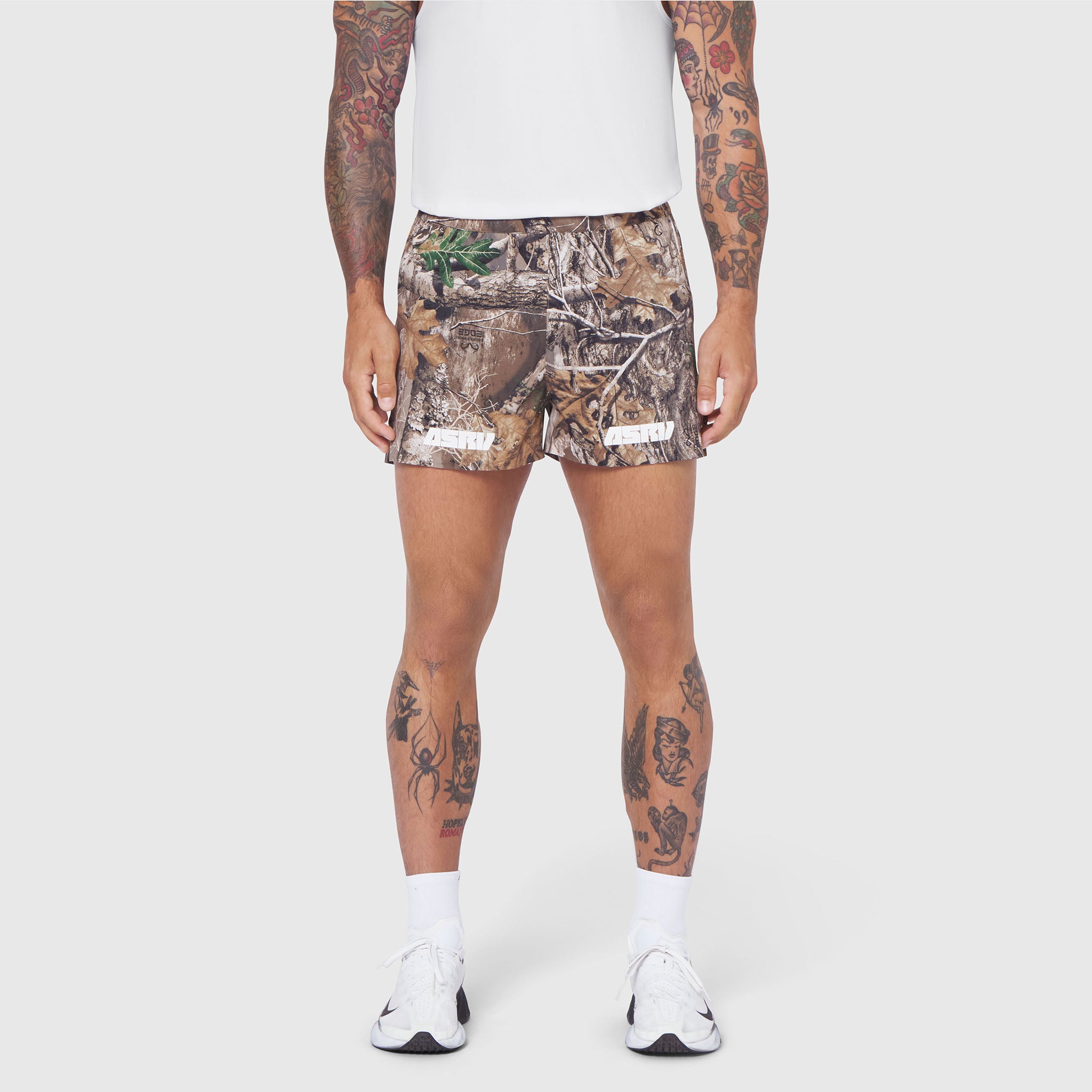 Aerotex Distance Short in Realtree Edge camo, front view on model