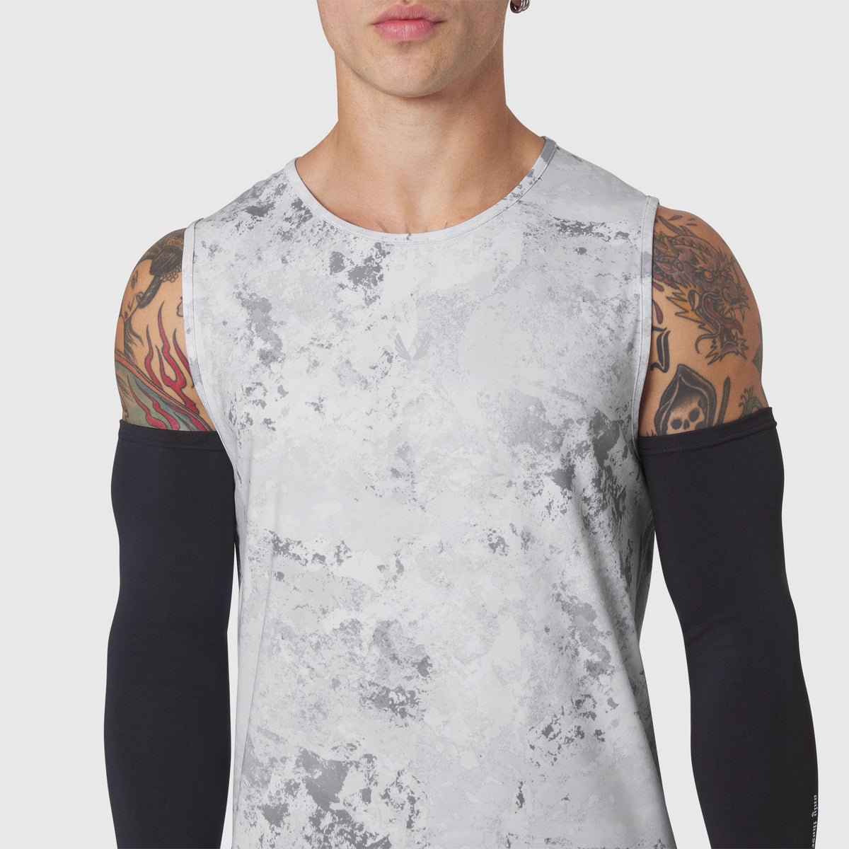 Warpflexx-Lite® Training Tank in Sedona Snow Camo worn by model, front view
