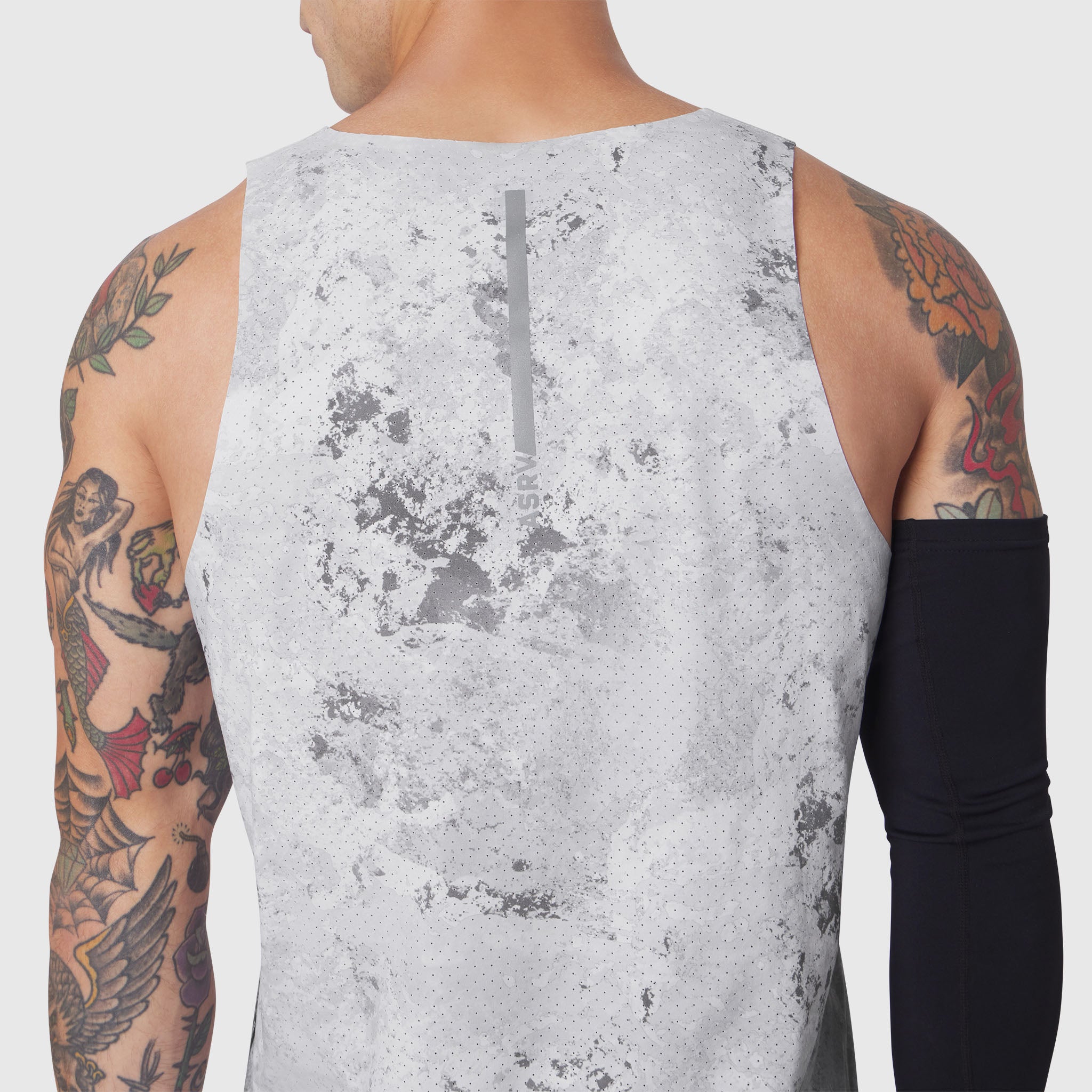 Aerotex Perforated Run Tank in Sedona Snow Camo worn by model, back view