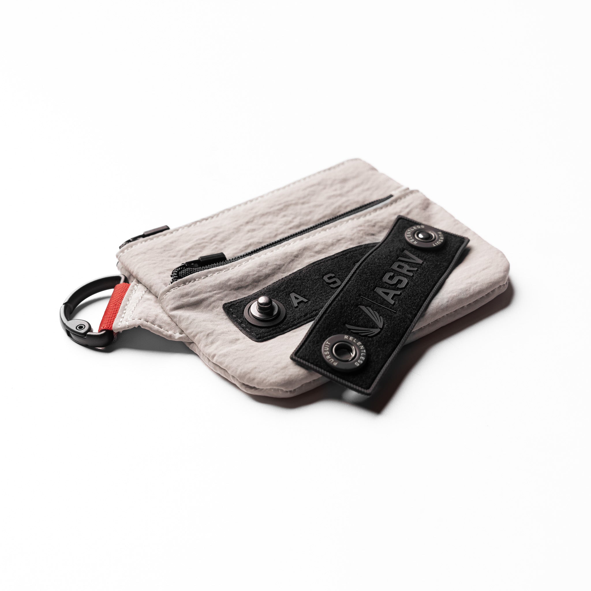 Flatlay 1235 Ripstop Clip Bag in Chai, front view with contents