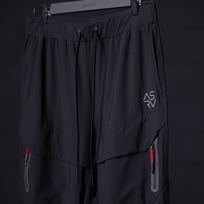 WN'23 Cyber Tech High Rib Jogger - M - Discontinued