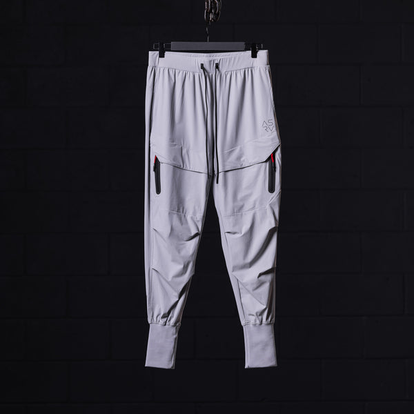 WN'23 Cyber Tech High Rib Jogger - M - Discontinued