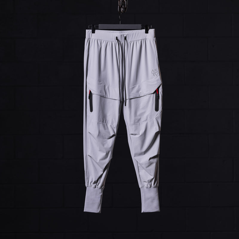 WN'23 Cyber Tech High Rib Jogger - M - Discontinued