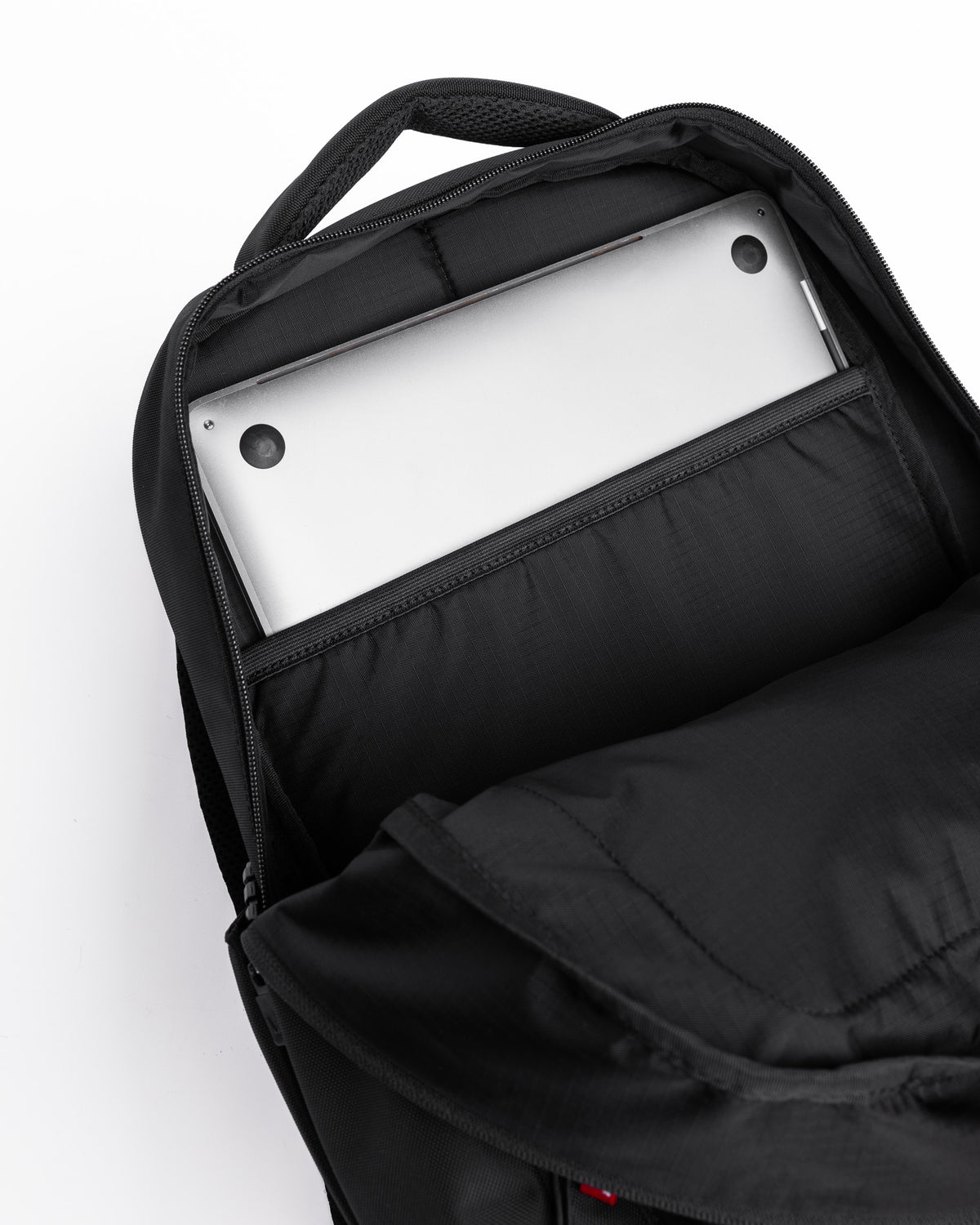 1153. Ballistic-Weave™ 22L Essential Backpack - Black