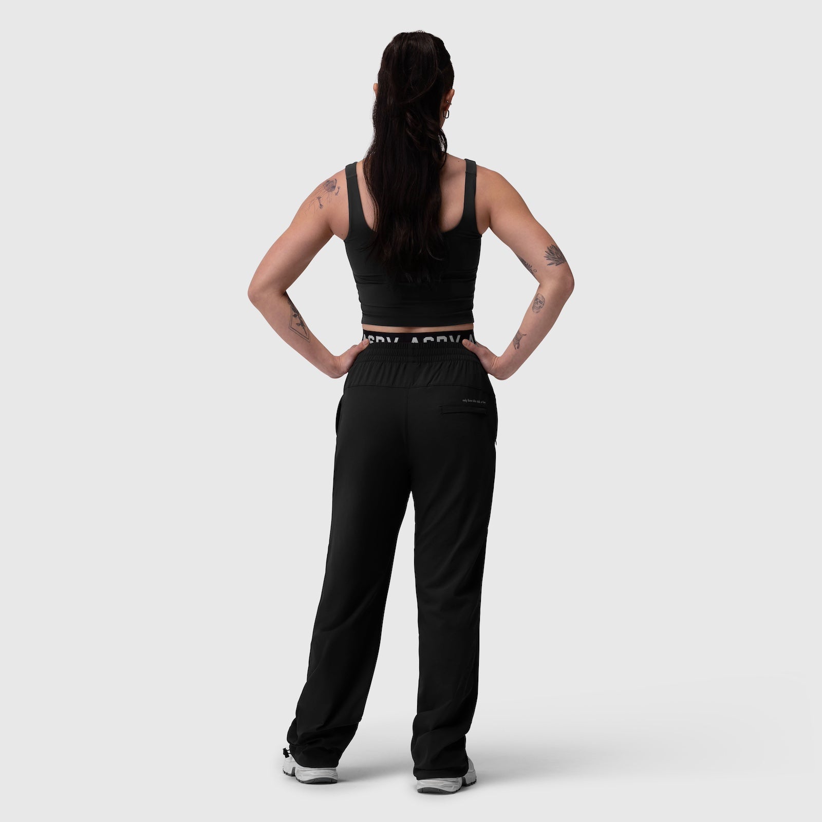 W036 Ripstop Relaxed Track Pant in black, rear view on model