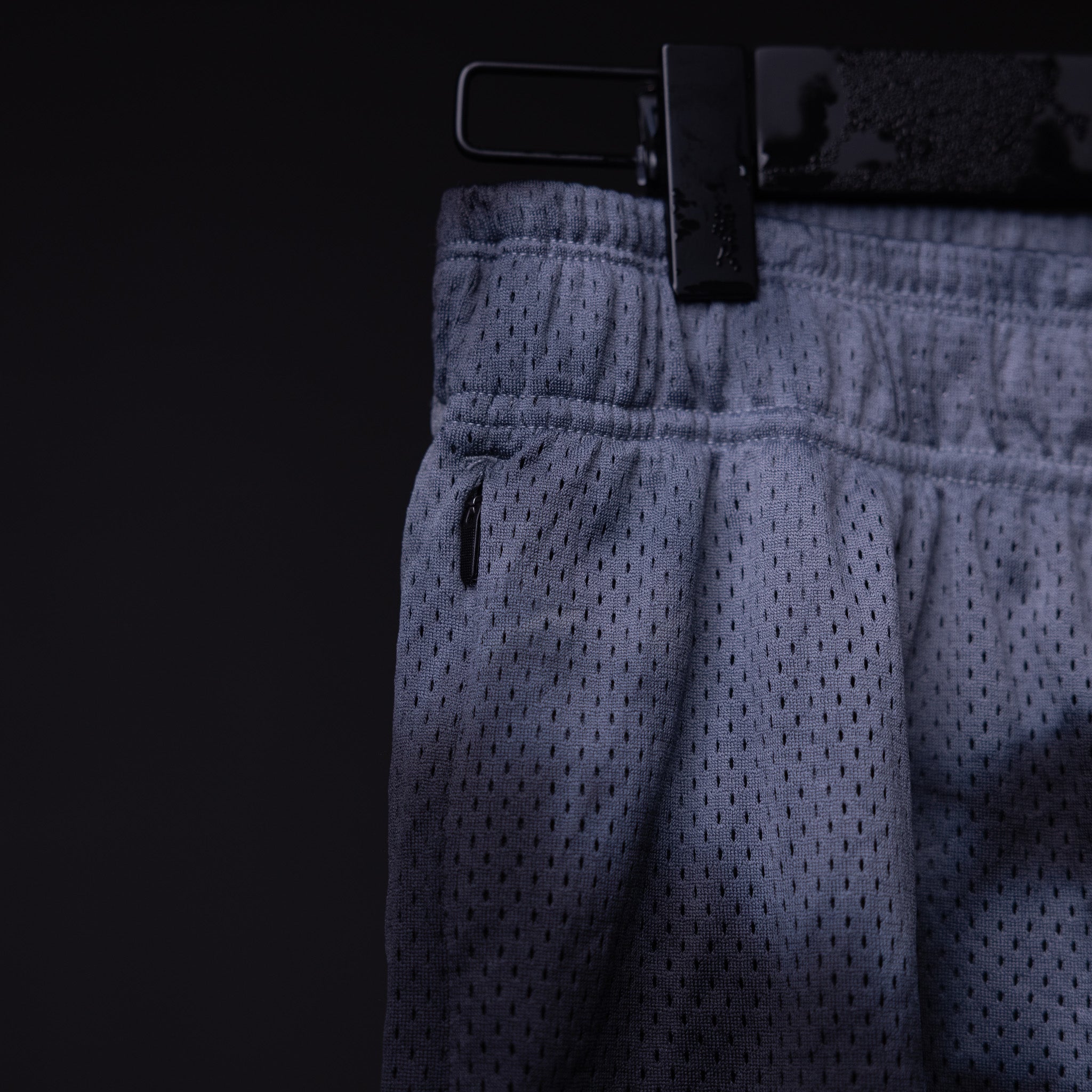 SM'21 Tie Dye Mesh Liner Short in blue, detail shot of pocket and waistband