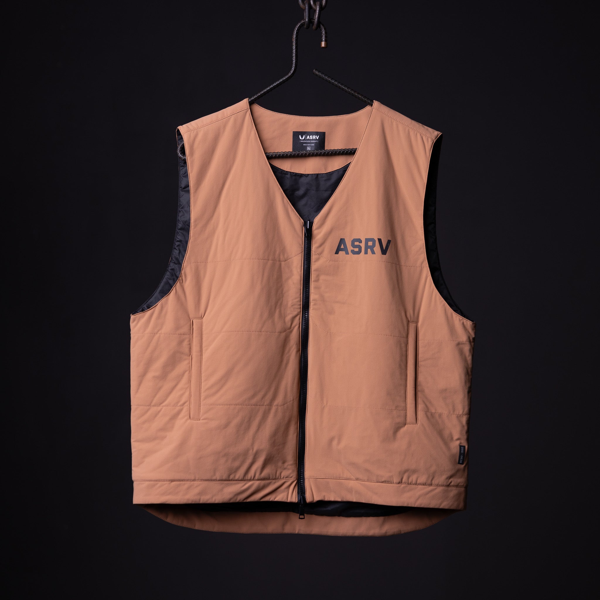 flatlay FA'22 Insulated Gilet Vest in tan/beige on black hanger, front view