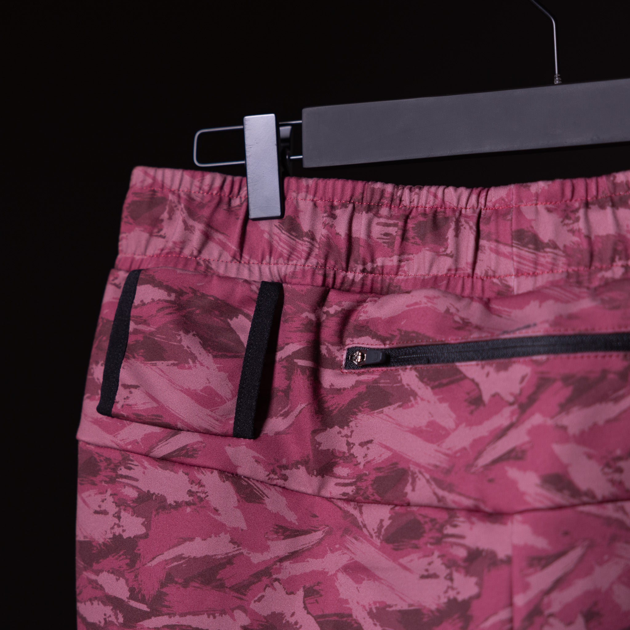 Brushed Camo Cargo Jogger in pink camo with black belt, detail view