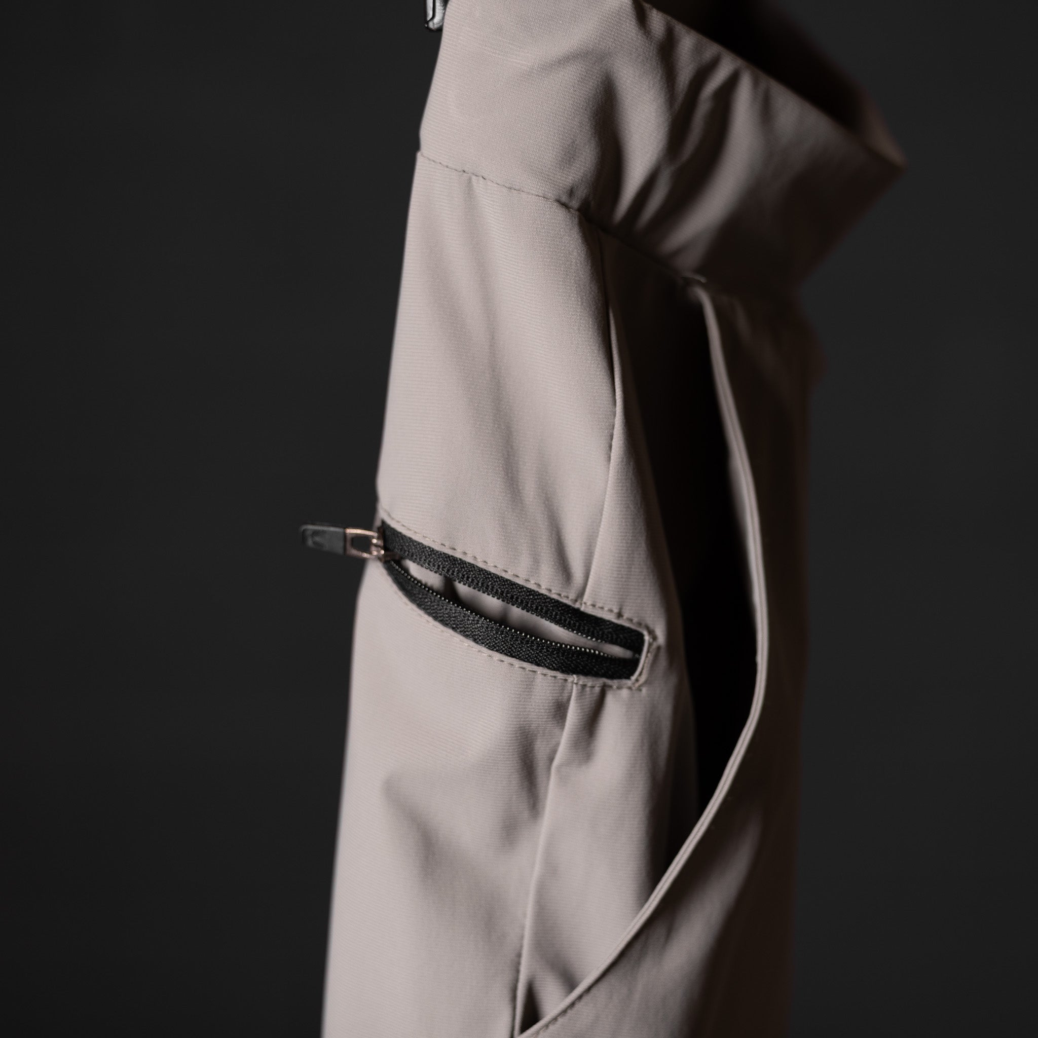 WN'22 Tetra-Lite® Hybrid Jogger - XS - Discontinued