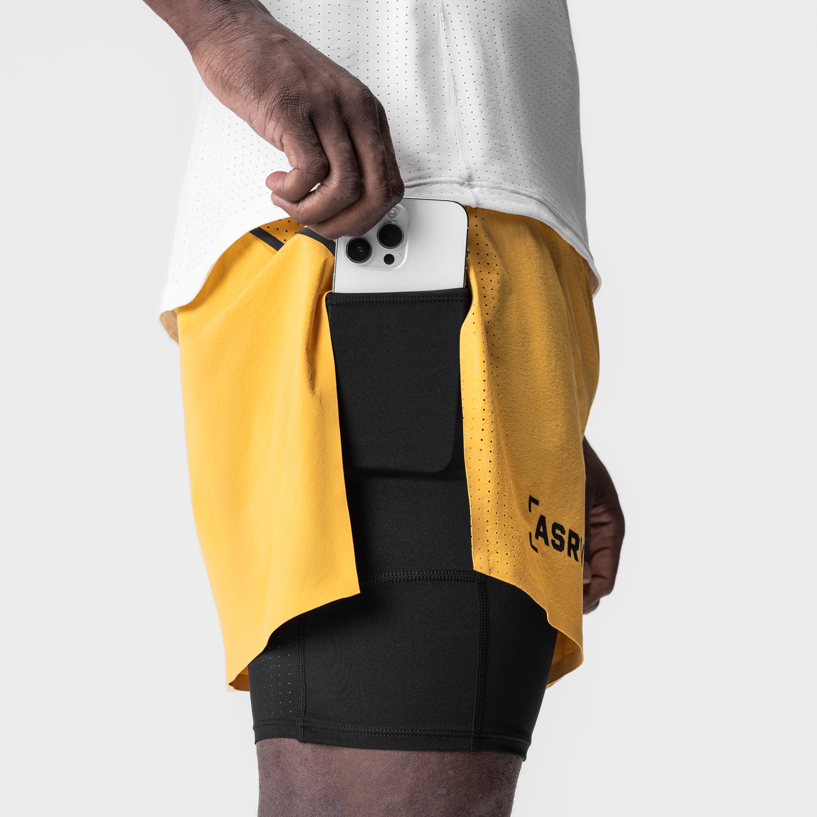 AMBER_HiSplitLinerShort4_1600x