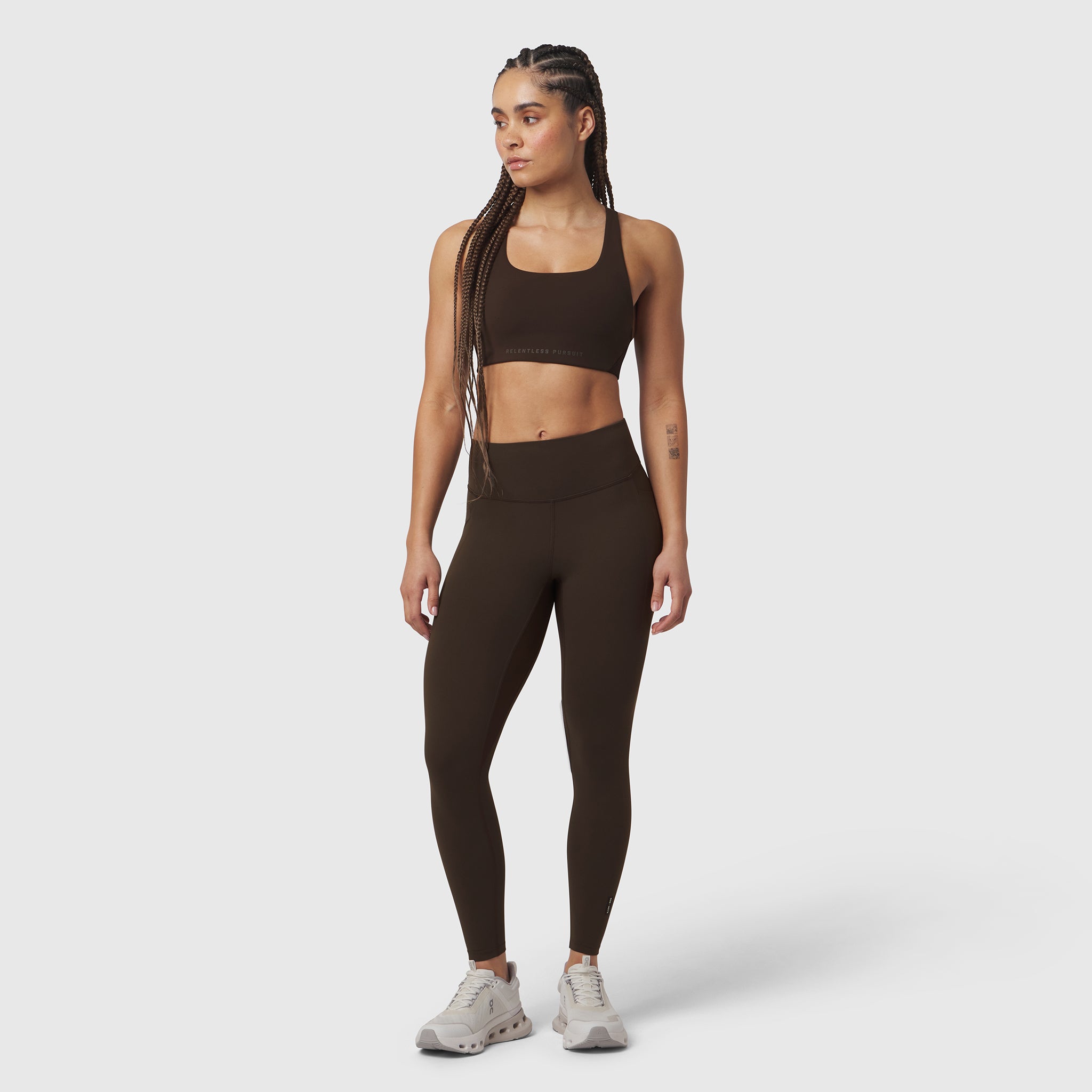 W072 LYCRA® ADAPTIV 4 Pocket Legging in Dark Earth, model front view