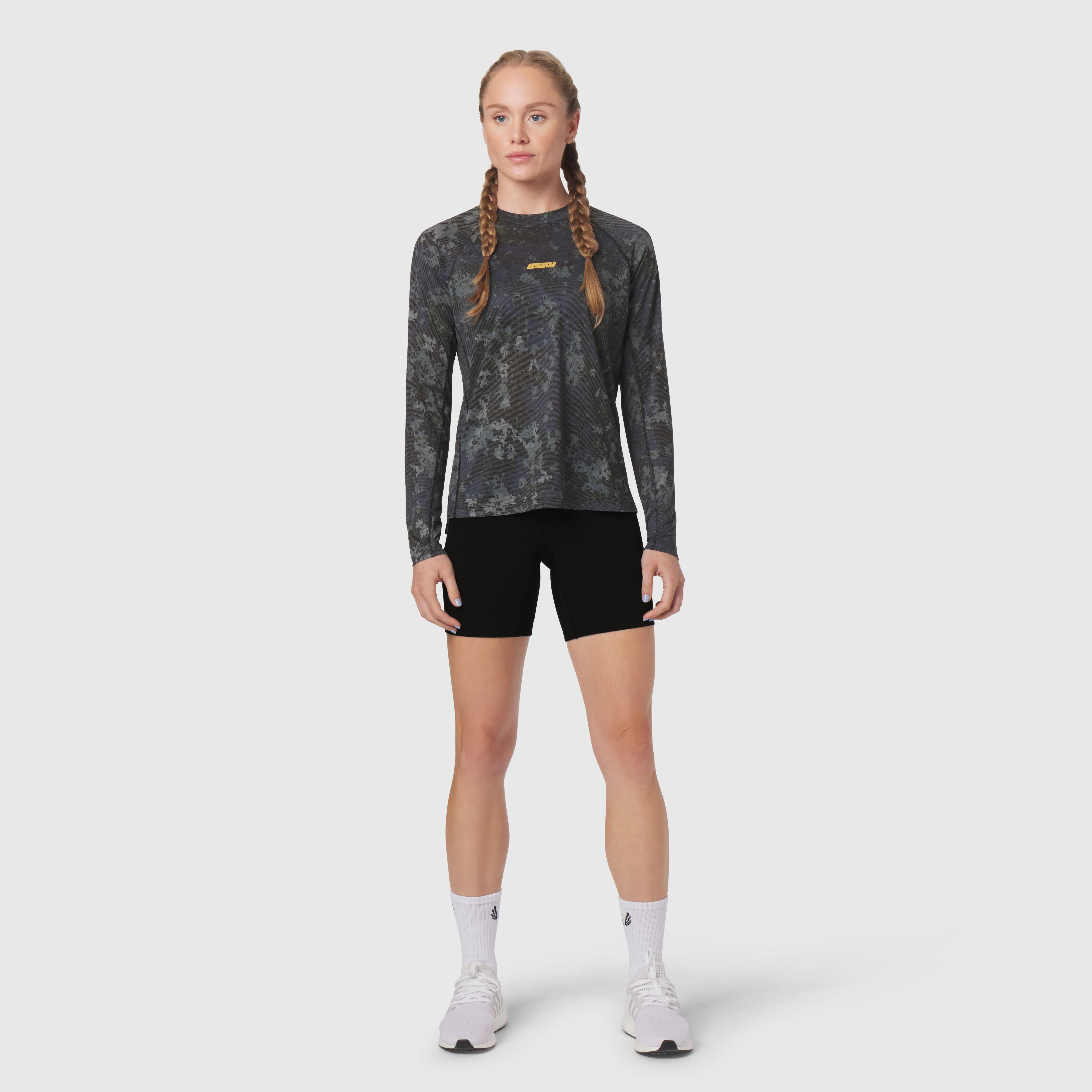 Polartec® Delta Longsleeve in pixel camo worn with black shorts, front view