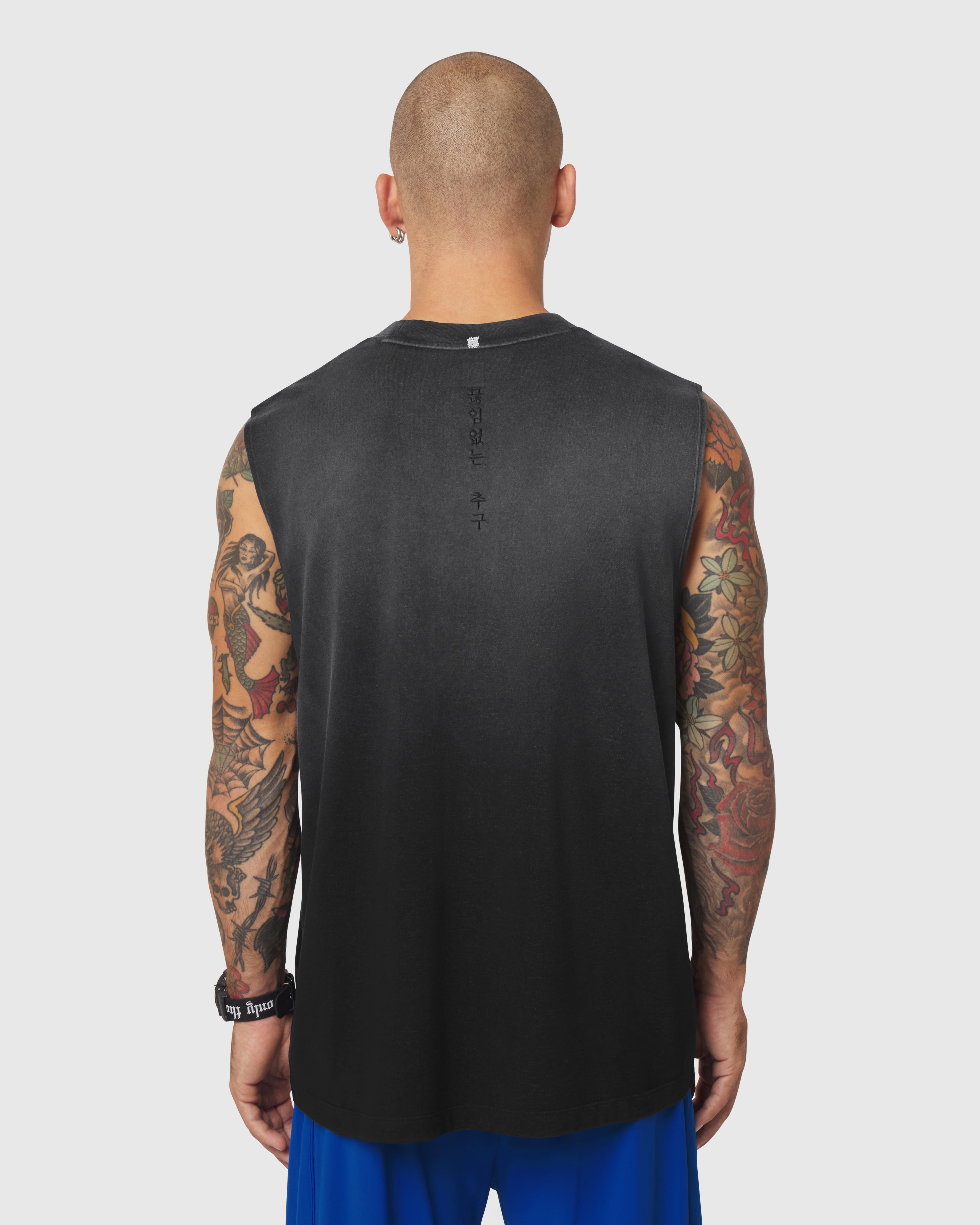 0807. Tech Essential™ Relaxed Cutoff - Black Sun Fade
