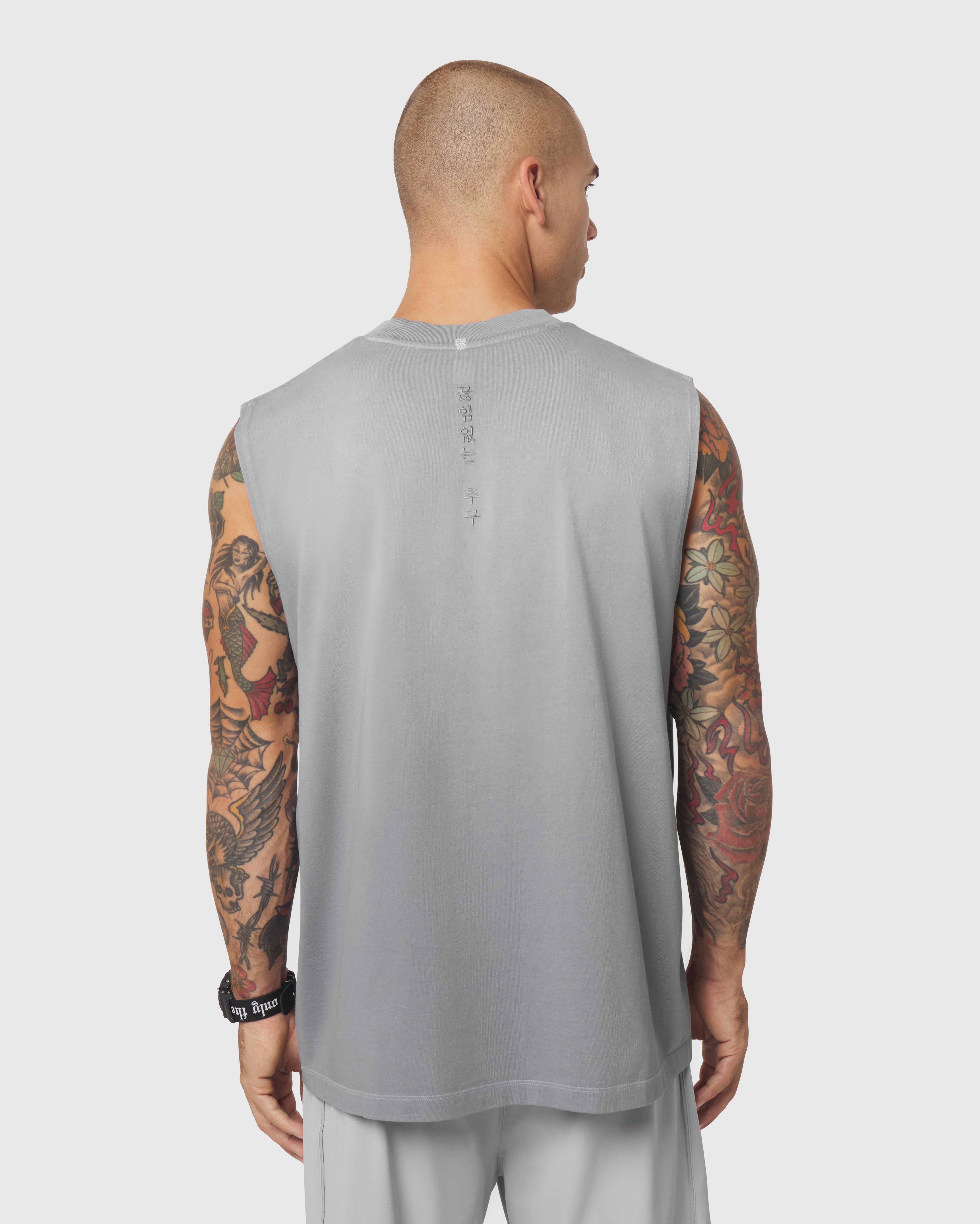 0807. Tech Essential™ Relaxed Cutoff - Slate Grey Sun Fade