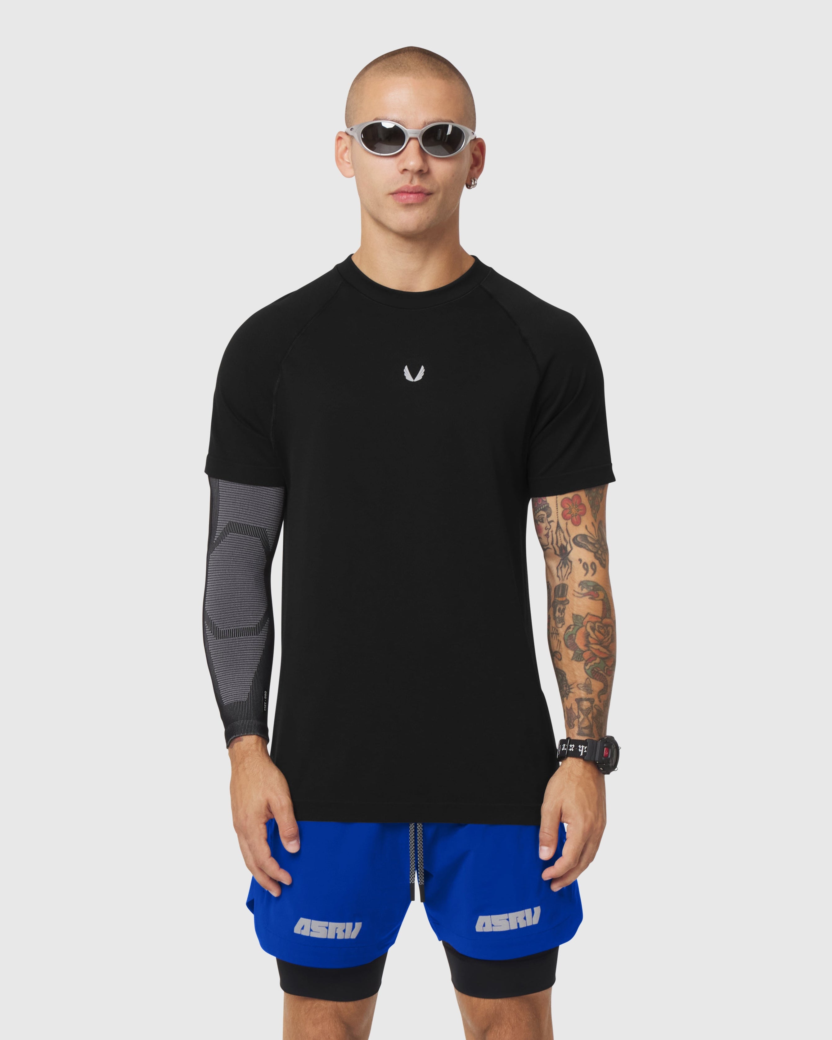 1213. Seamless Training Tee - Black