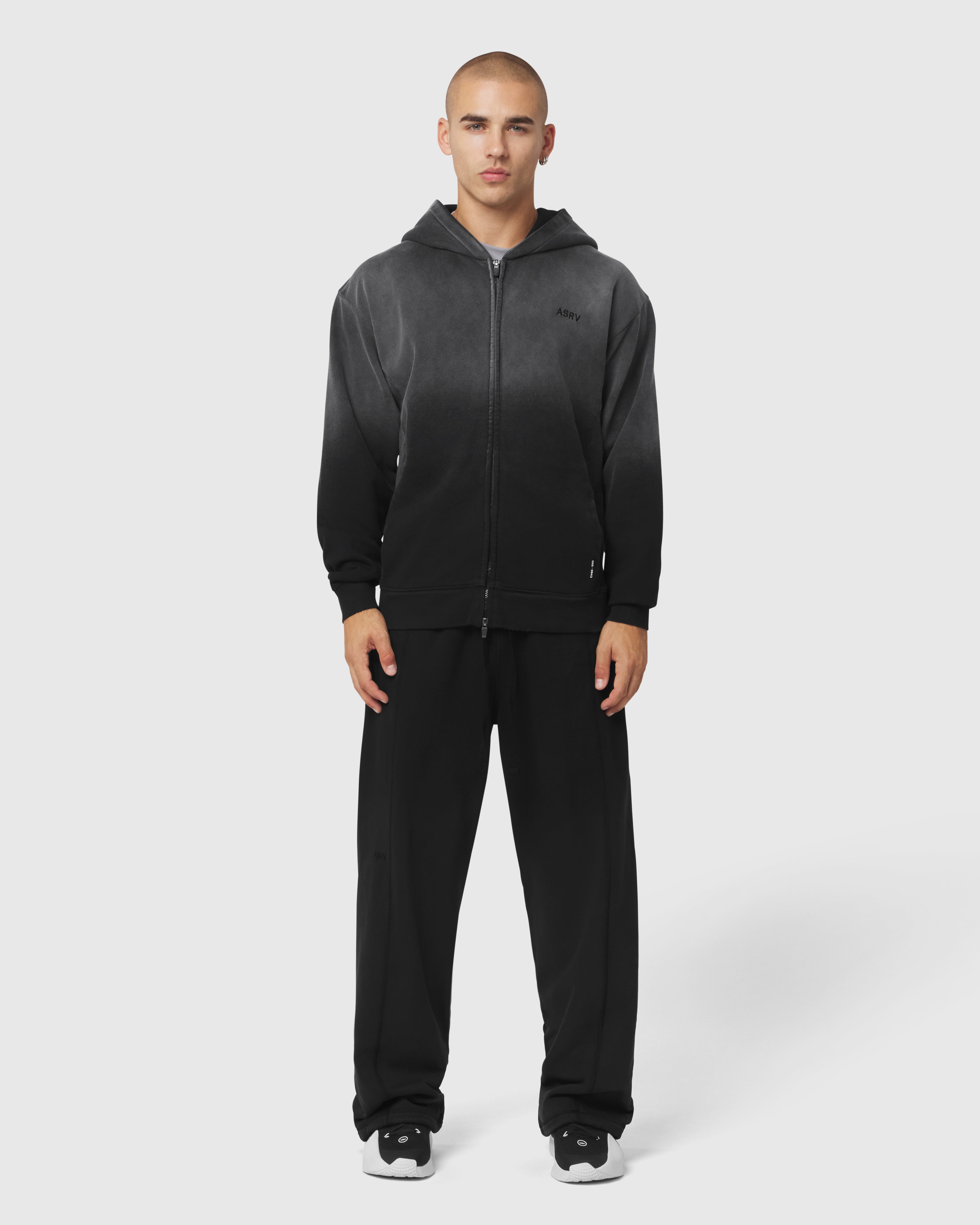 1221. Tech Essential™ Cinch Sweatpants - Black Sun Fade