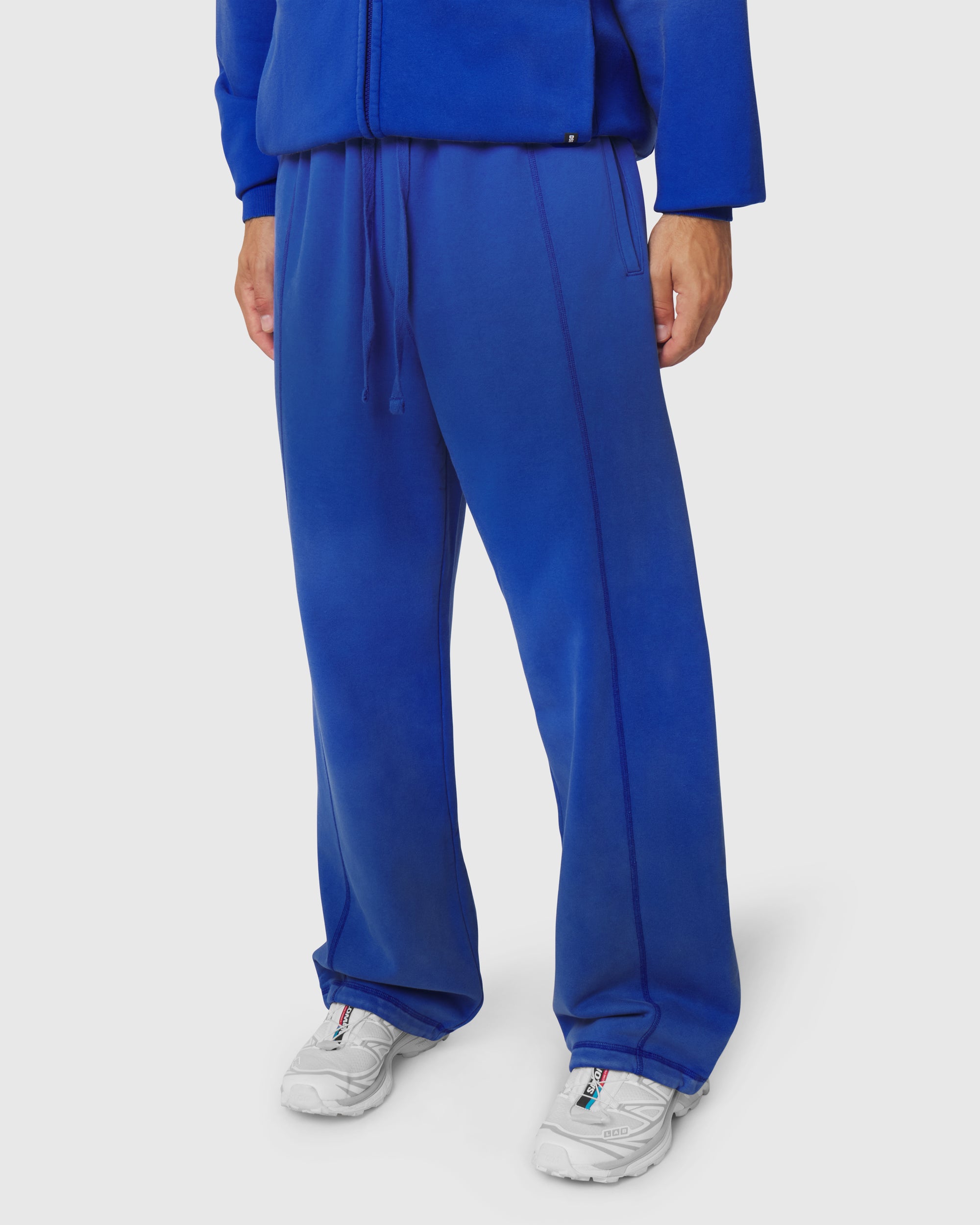 1221. Tech Essential™ Cinch Sweatpants - Electric Blue Sun Fade