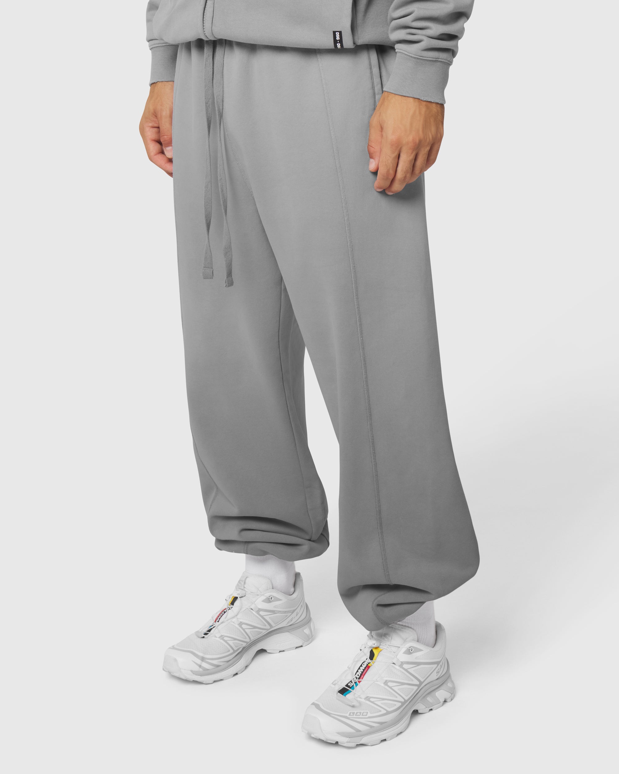 1221. Tech Essential™ Cinch Sweatpants - Slate Grey Sun Fade