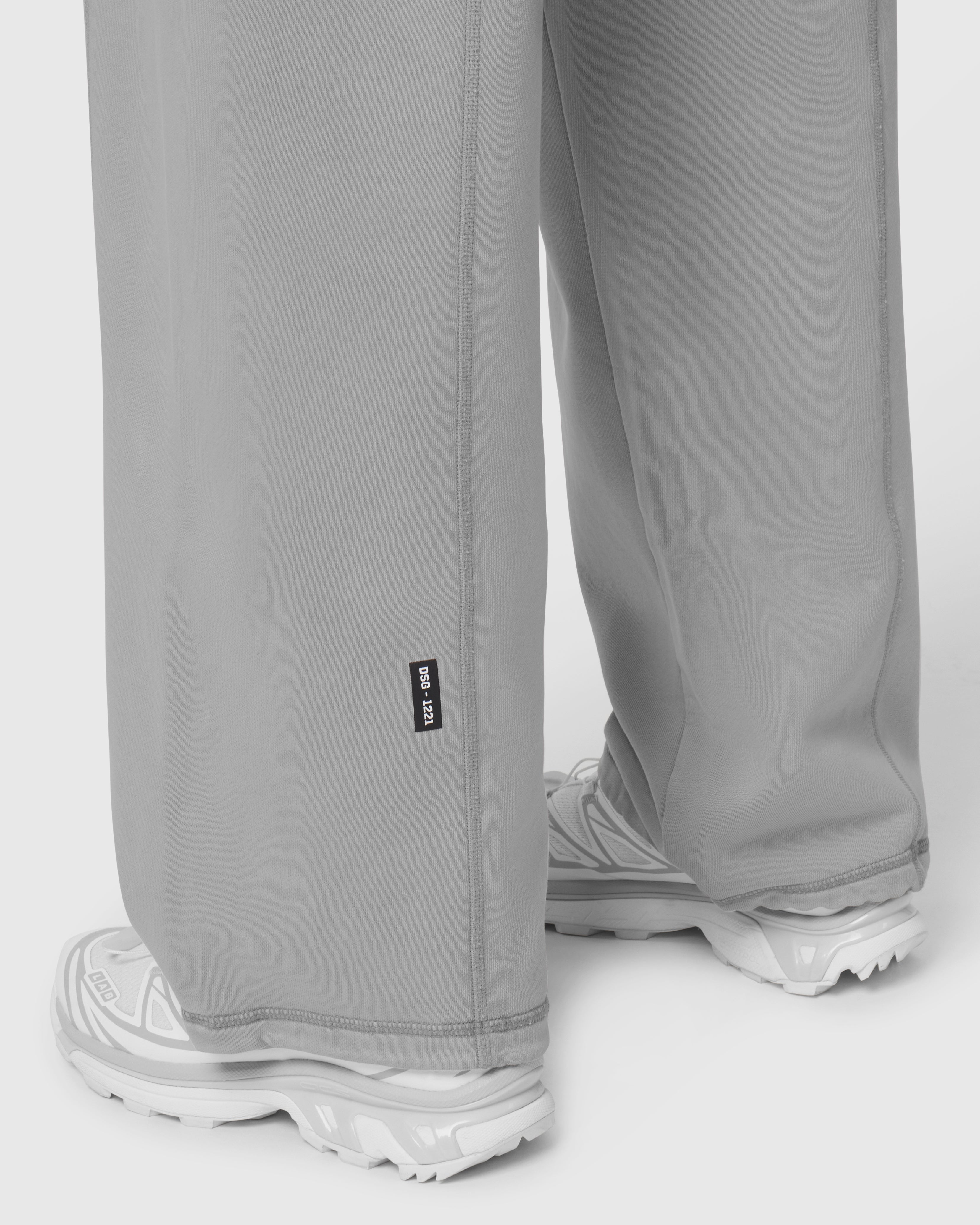 1221. Tech Essential™ Cinch Sweatpants - Slate Grey Sun Fade